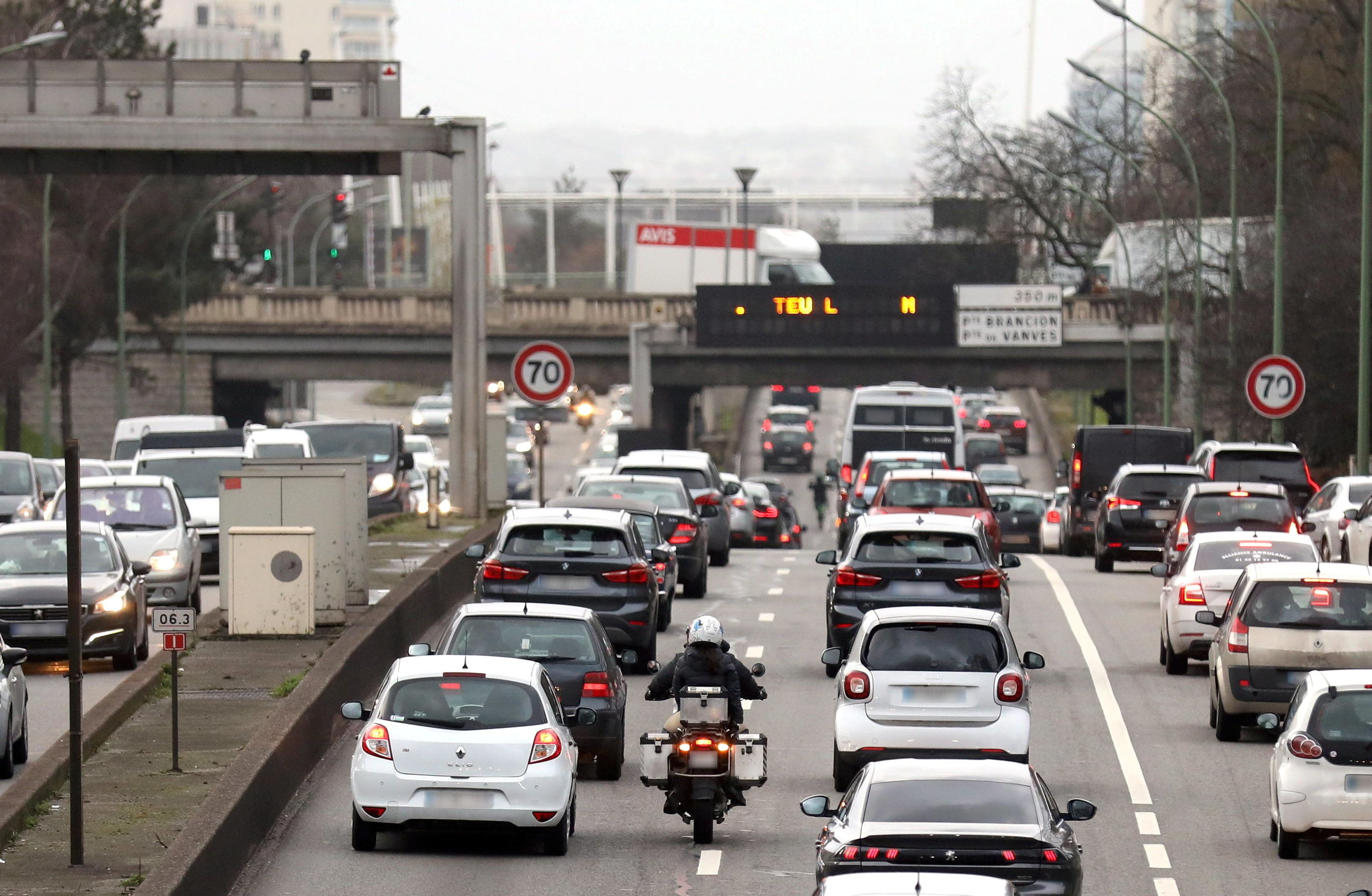 Anne Hidalgo souhaite réduire la vitesse sur le périphérique, ainsi que le nombre de voies de circulation. LP/Jean-Baptiste Quentin