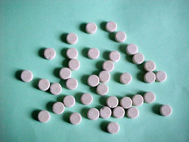 « Des bouteilles dans lesquelles était introduit de l'ecstasy ont été revendues par des personnes qui apparemment en ignoraient le véritable contenu », selon l'enquête. DR