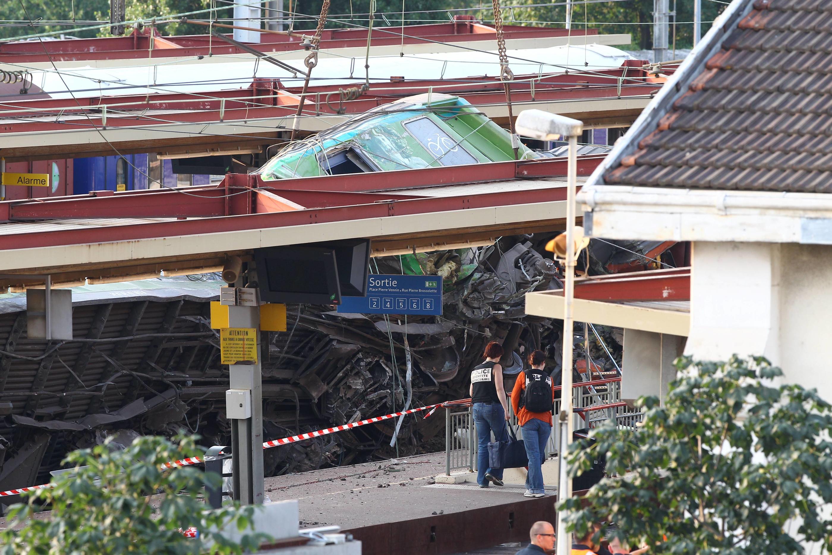 Le procureur a requis ce mercredi 15 juin la peine maximale à l'encontre de la SNCF, jugée pour homicides et blessures involontaires après le déraillement, le12 juillet 2013, de l’Intercités Limoges-Paris en gare de Brétigny. LP/H.d.O.