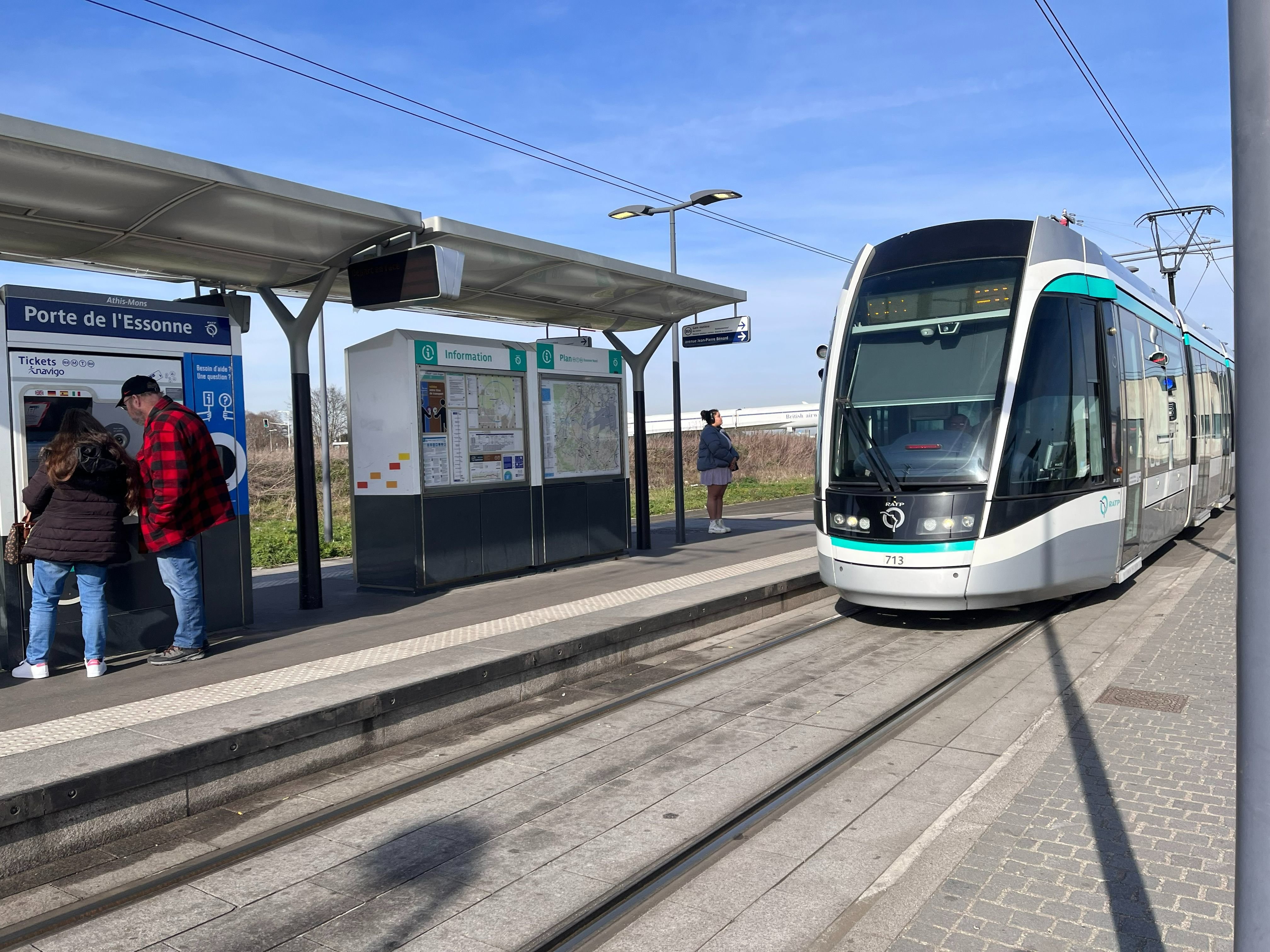 Athis-Mons, ce mardi. La ligne du T7, mise en service fin 2013, permet actuellement de relier Villejuif (Val-de-Marne) à Porte-de-l'Essonne en 35 minutes. LP/Nolwenn Cosson