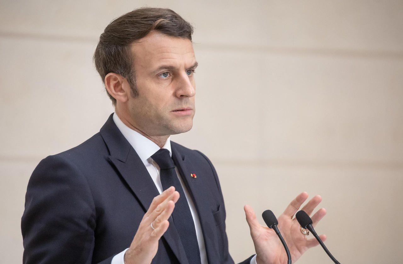 -Promesses de campagne : l'heure des comptes approche pour Emmanuel Macron