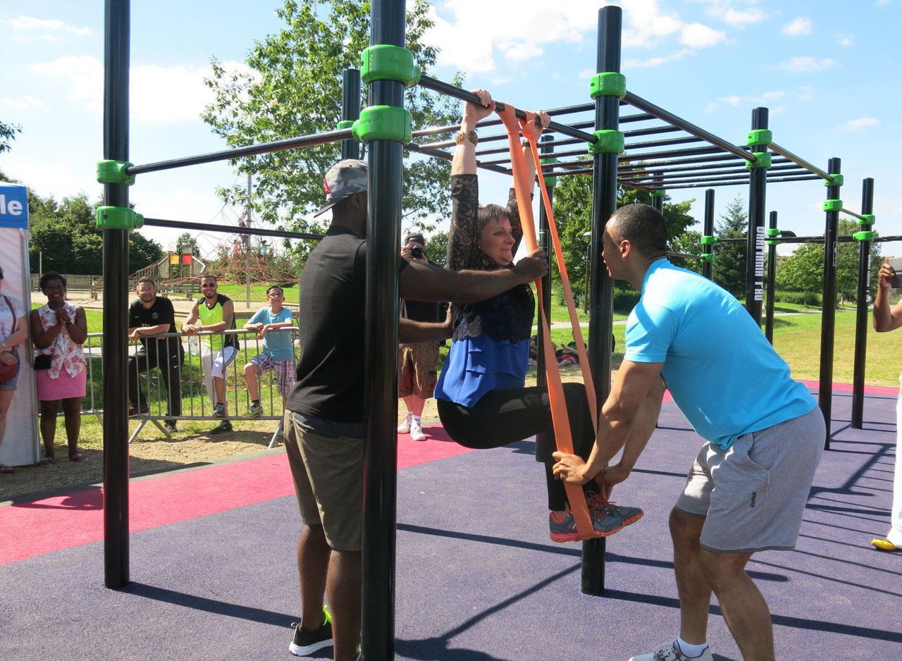 <b></b> Savigny-le-Temple, le 9 juillet 2016. Une aire de fitness extérieur est en projet au parc urbain où un espace de street workout a été inauguré à l’été 2016. 