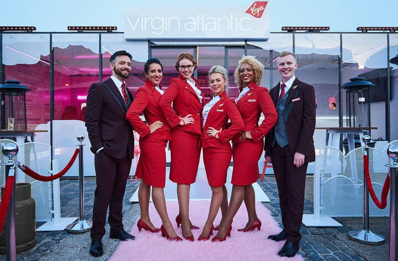 <b></b> Personnel de cabines de la compagnie Virgin Atlantic.