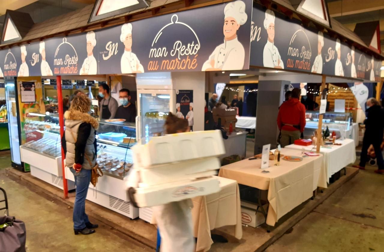 <b></b> Saint-Maur-des-Fossés, ce samedi. Des restaurateurs peuvent désormais vendre les plats de leur carte façon traiteur grâce à l’emplacement mis à leur disposition par la ville.