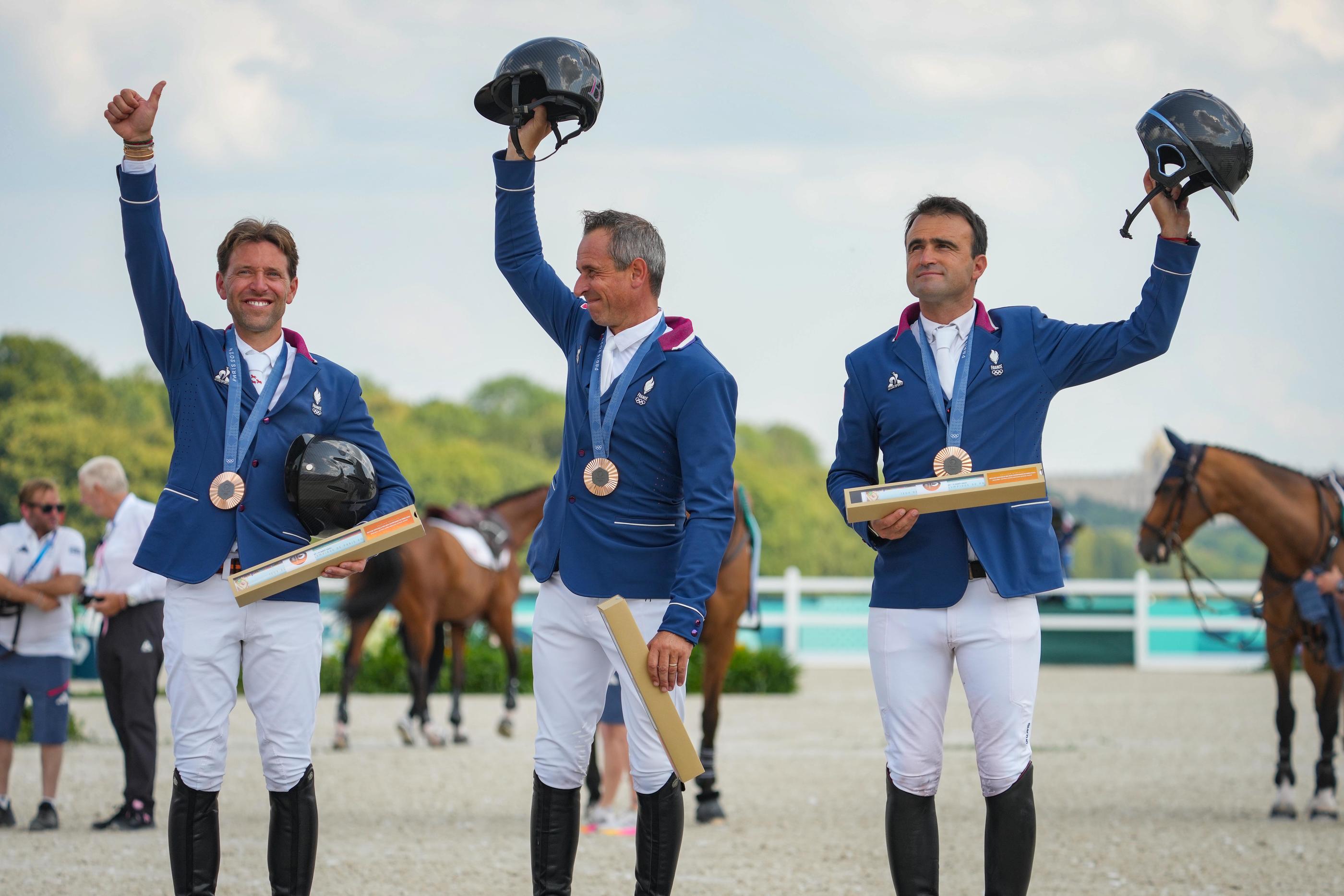 Château de Versailles (Yvelines), ce vendredi 2 août. Pour 57 centièmes de secondes, les cavaliers français arrachent leur place sur le podium. Icon Sport/Pierre Costabadie