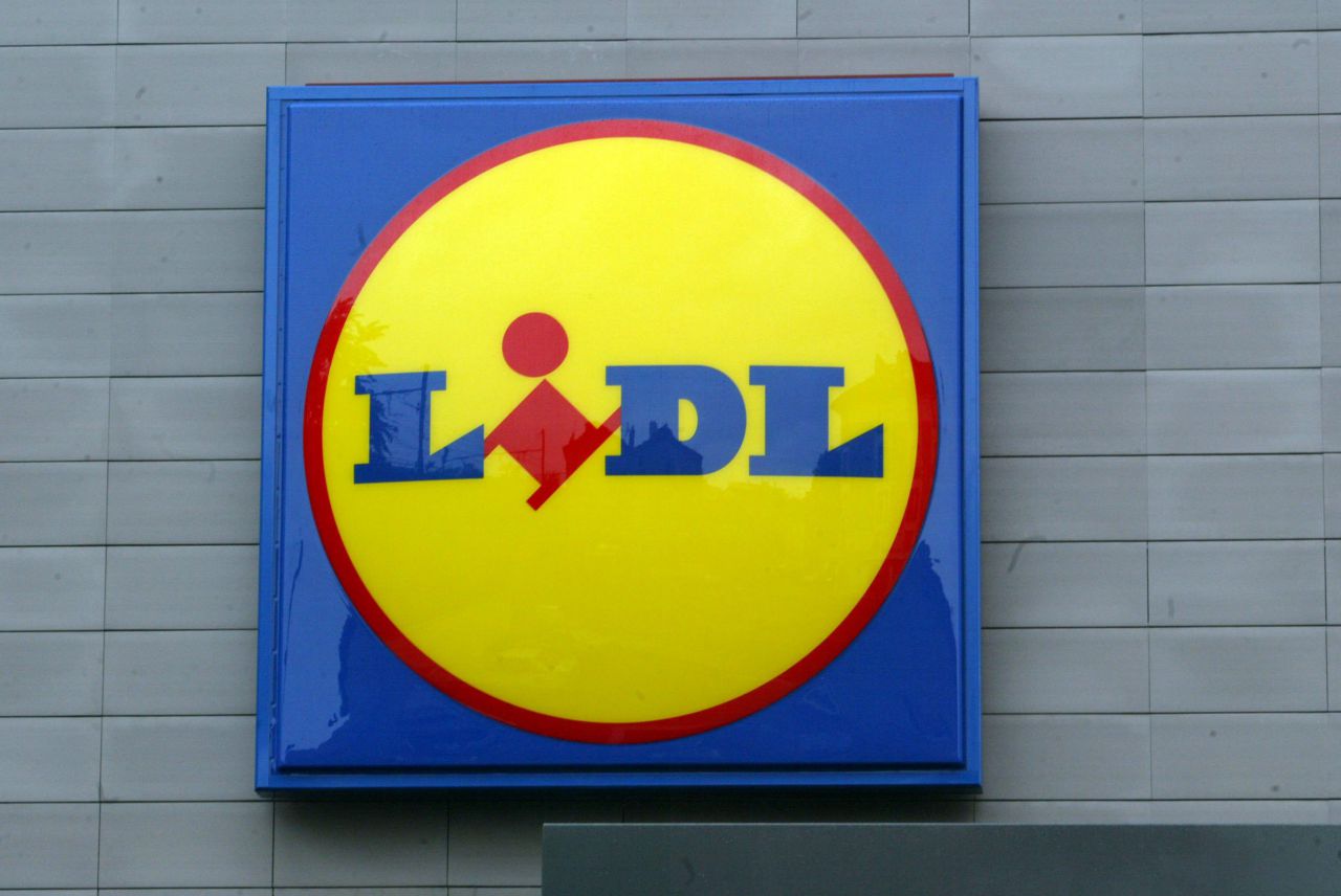 <p>&nbsp;Illustration. Le magasin Lidl d&rsquo;Etr&eacute;chy a &eacute;t&eacute; ferm&eacute; &agrave; cause d&rsquo;une valise suspecte d&eacute;couverte sur le parking ce mardi matin.</p>