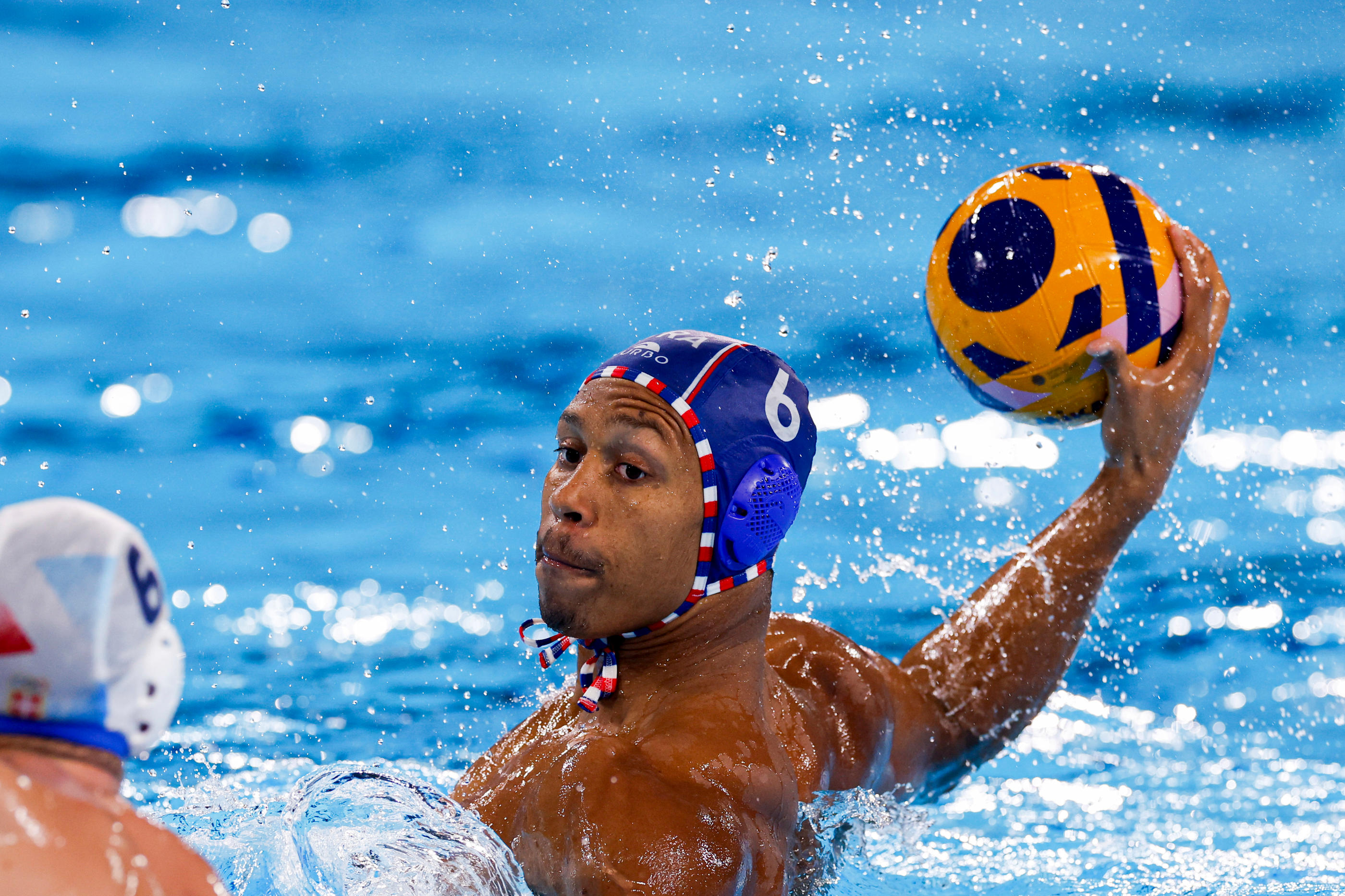 Battus par la Serbie, Thomas Vernoux et l'équipe de France de water-polo quittent la compétition. Icon Sport