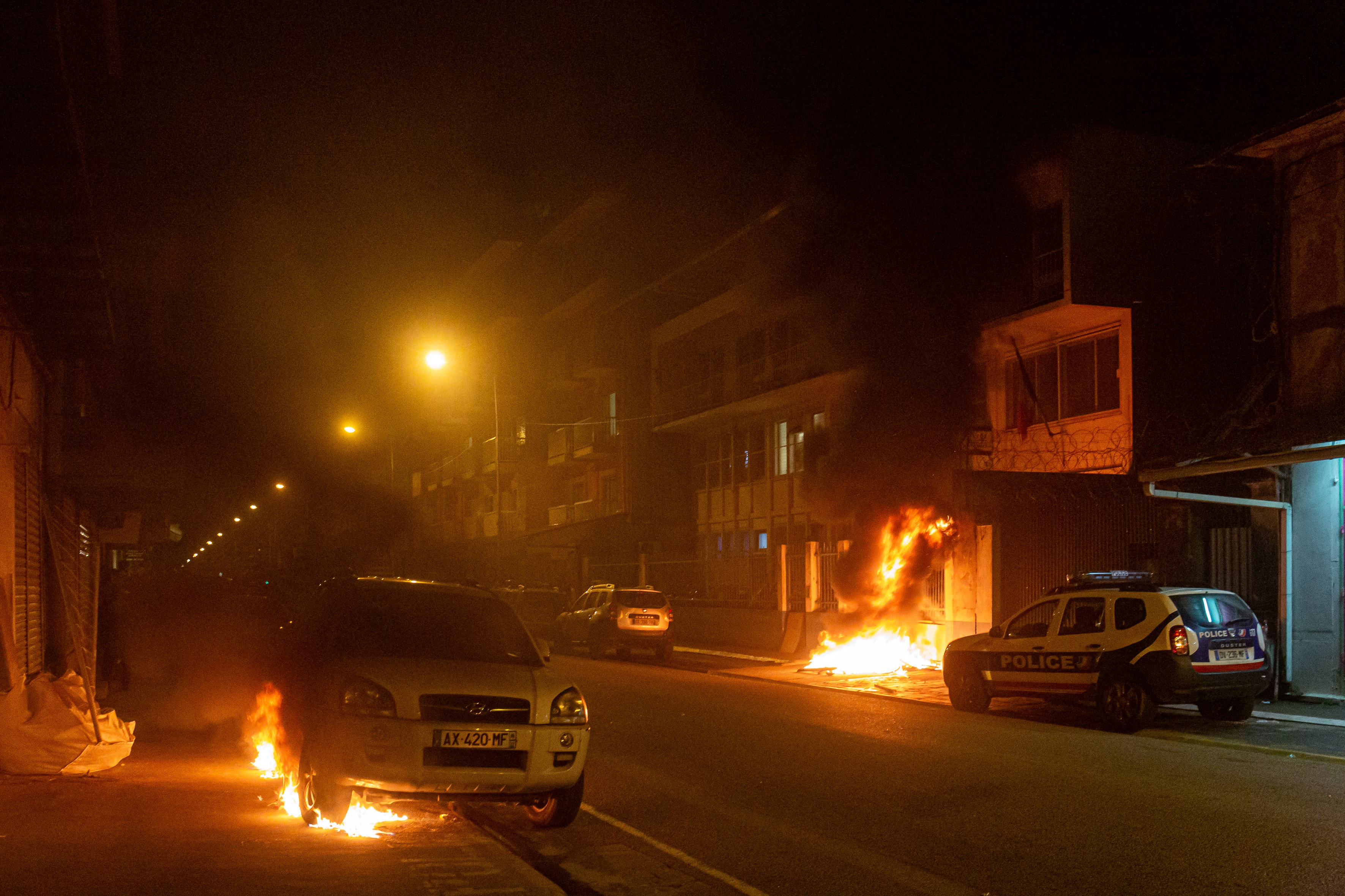 Des violences se sont aussi produites dans des départements d'Outre-mer, à La Réunion, en Martinique et en Guyane, selon les autorités. (Illustration) Jody Amiet / AFP