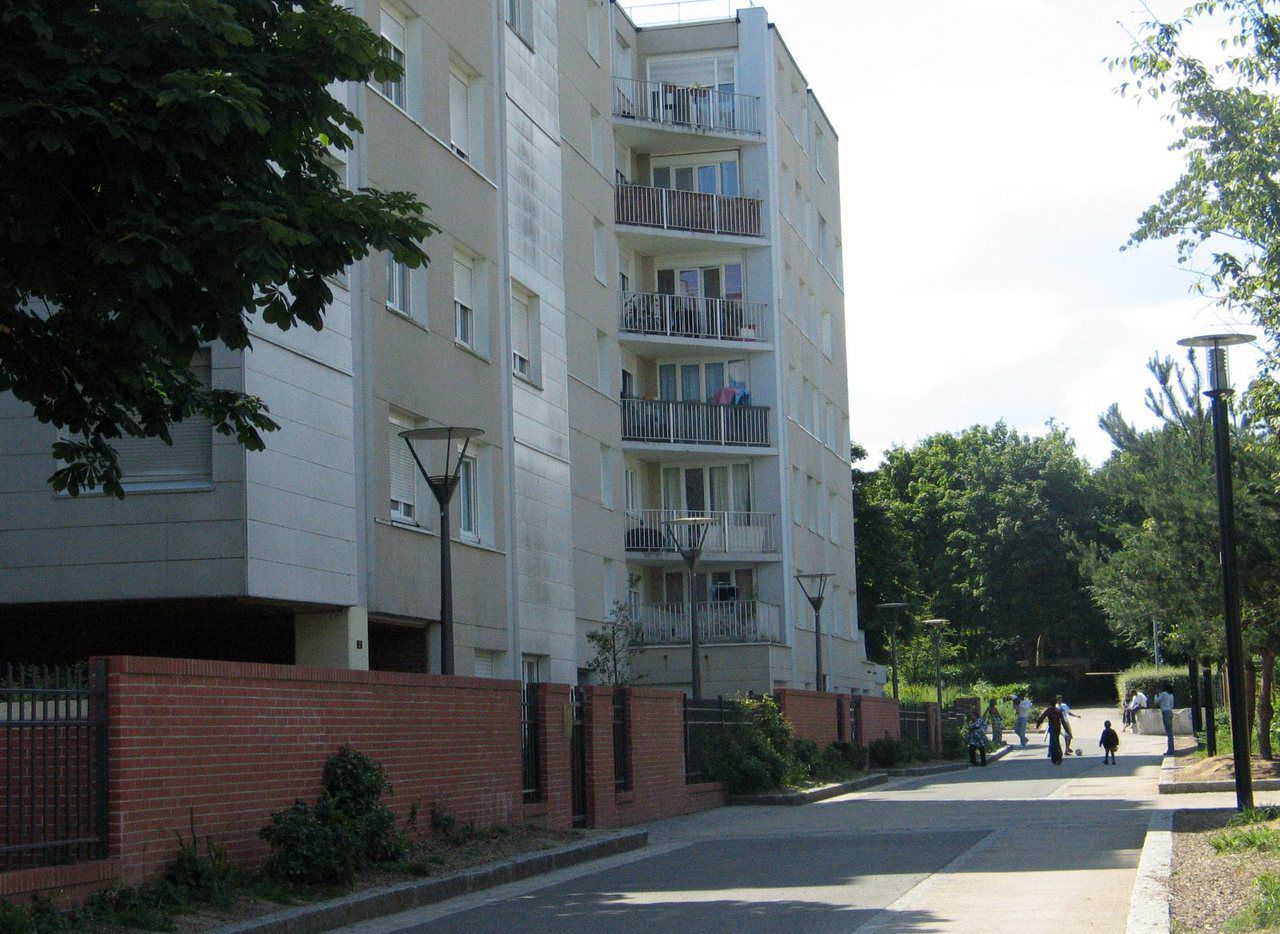 <b></b> Trappes. Depuis le début du week-end de Pâques, les policiers ont été pris à partie dans plusieurs quartiers, comme au square Louis-Pergaud, dans la nuit de dimanche à lundi.