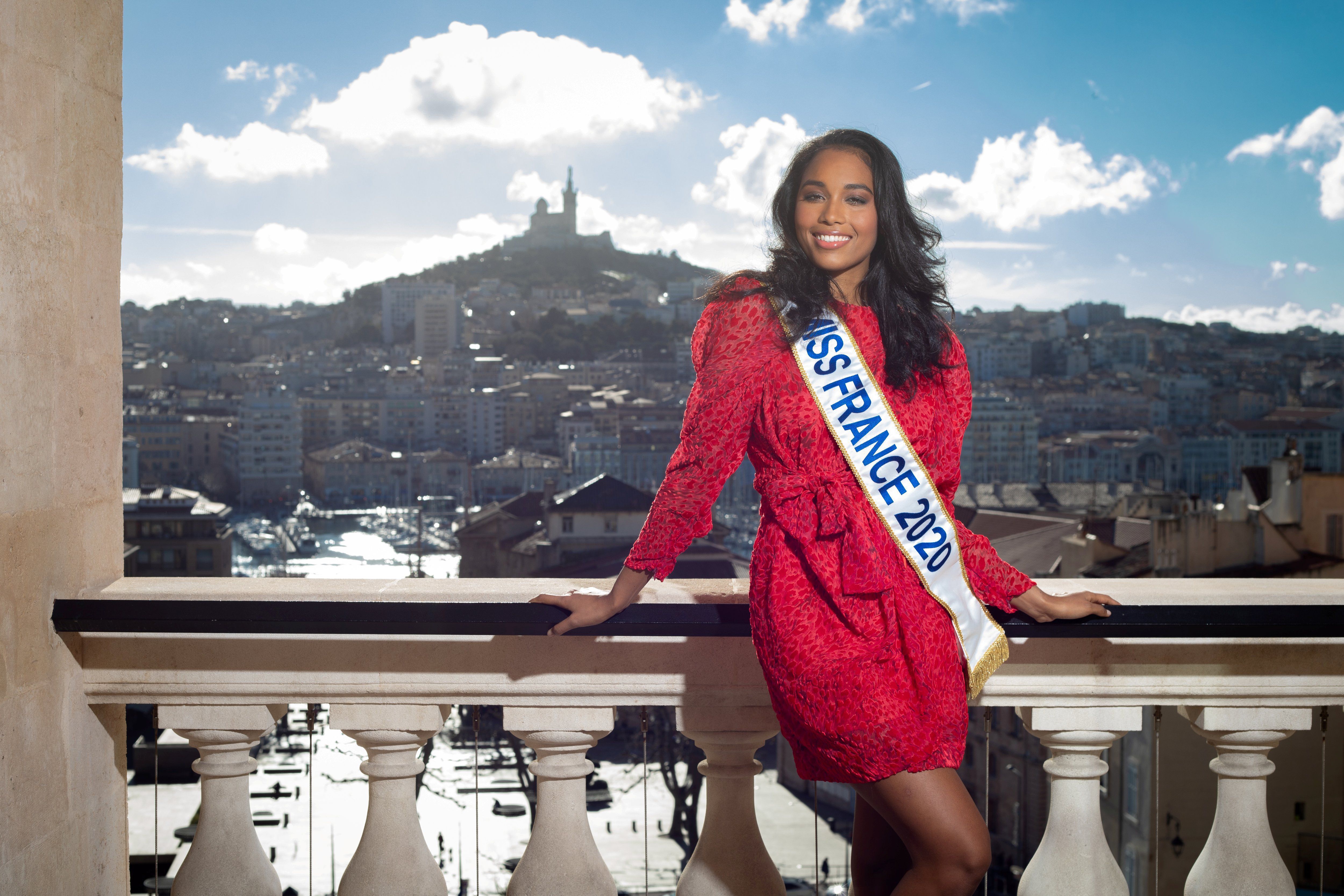 Clémence Botino, Miss France 2020, le 19 décembre 2019 à Marseille, juste après son élection. LP/Frédéric Dugit