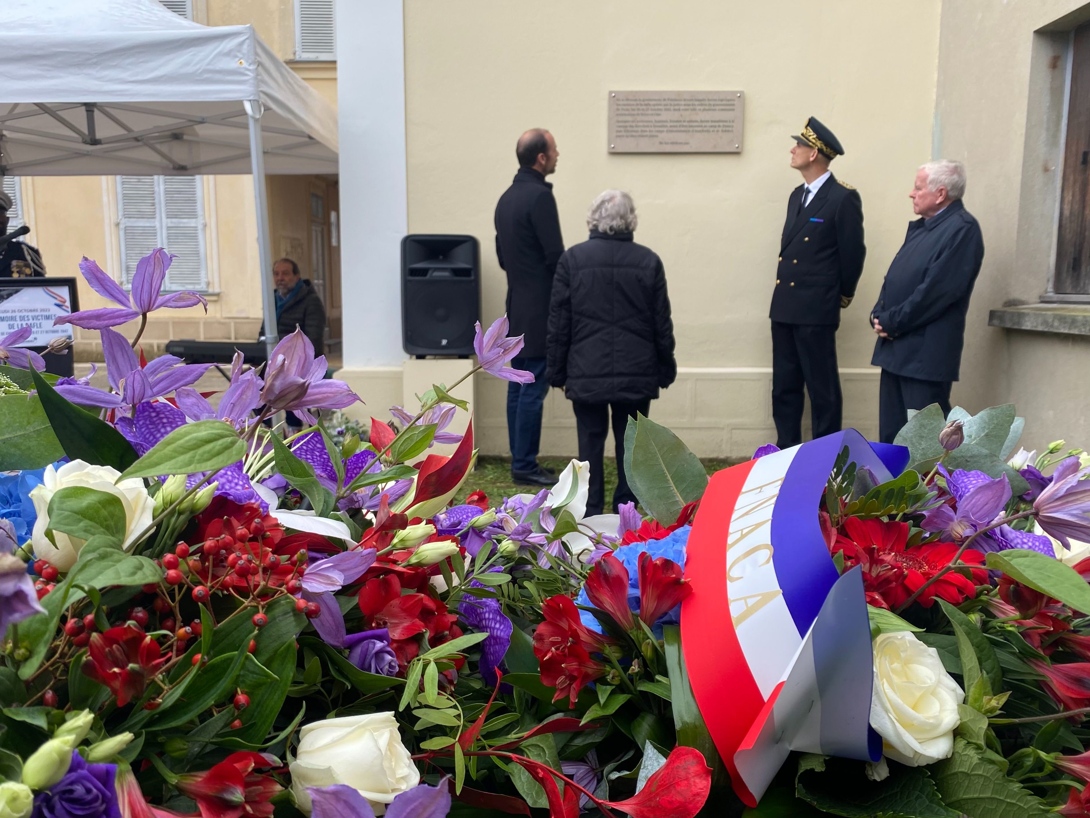 Ce jeudi, une plaque commémorative a été inaugurée dans la cour de l'ancienne gendarmerie de Palaiseau, là où le 26 octobre 1942, 46 juifs ont été réunis avant d'être déportés. LP/V.H.-M.