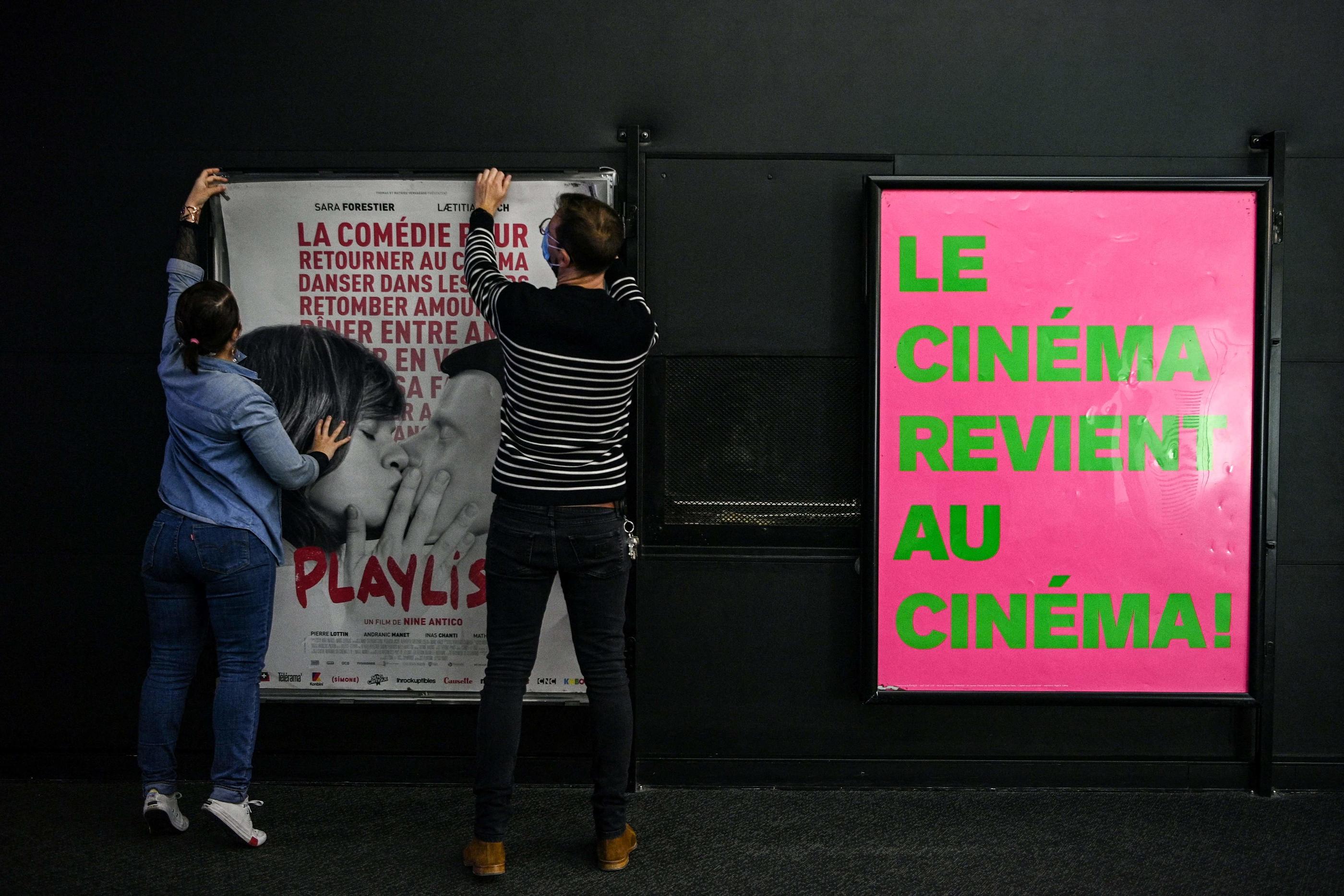 Réouverture des cinémas : effervescence et record historique à l'UGC Ciné Cité des Halles, à Paris
