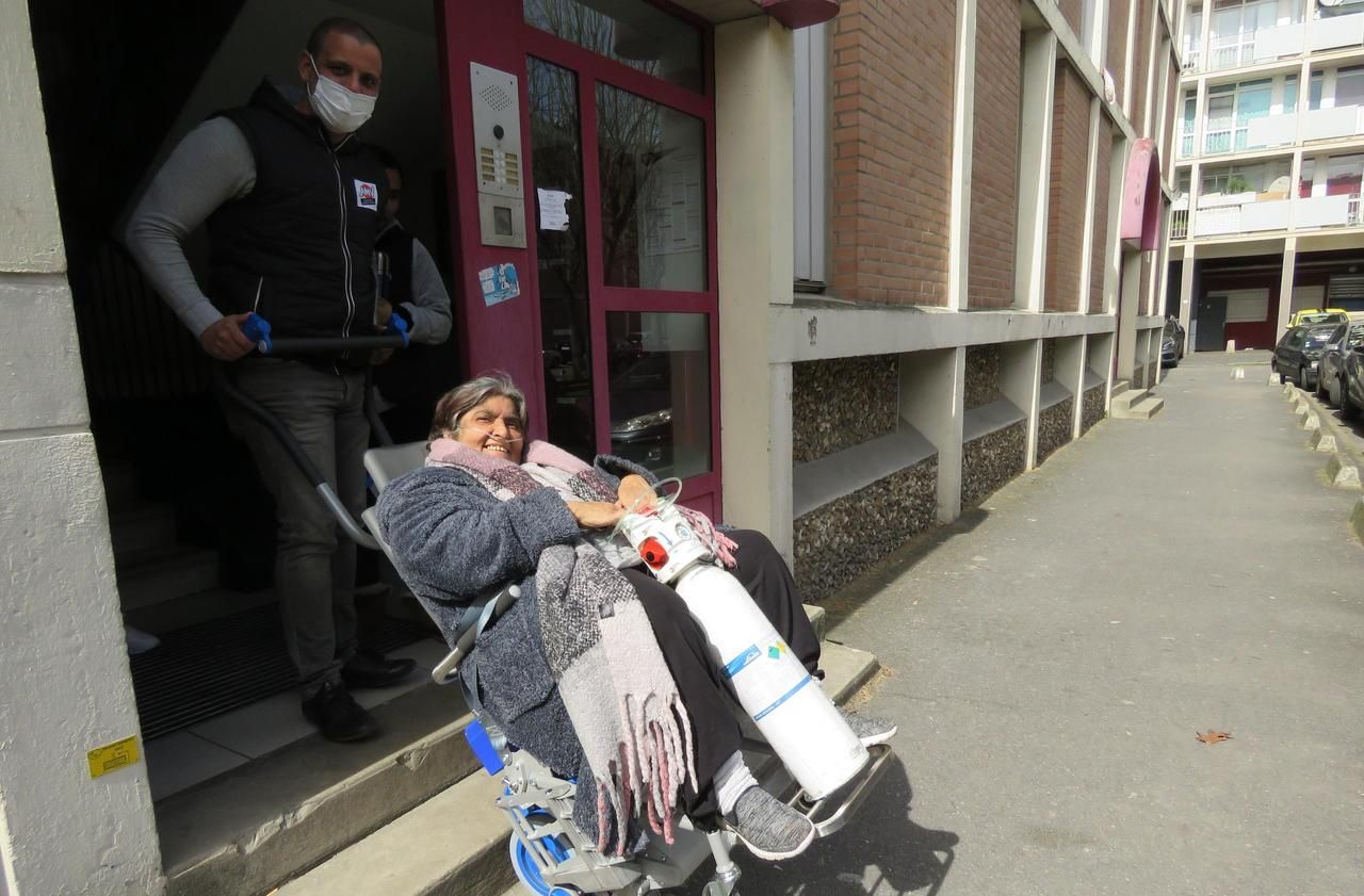 “It’s been a year since I went out”: in Blanc-Mesnil, the brief respite for disabled people without a lift