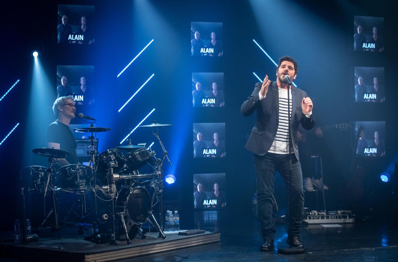 «C'est particulier de chanter devant des écrans» : Patrick Fiori a donné un concert pour ses fans confinés