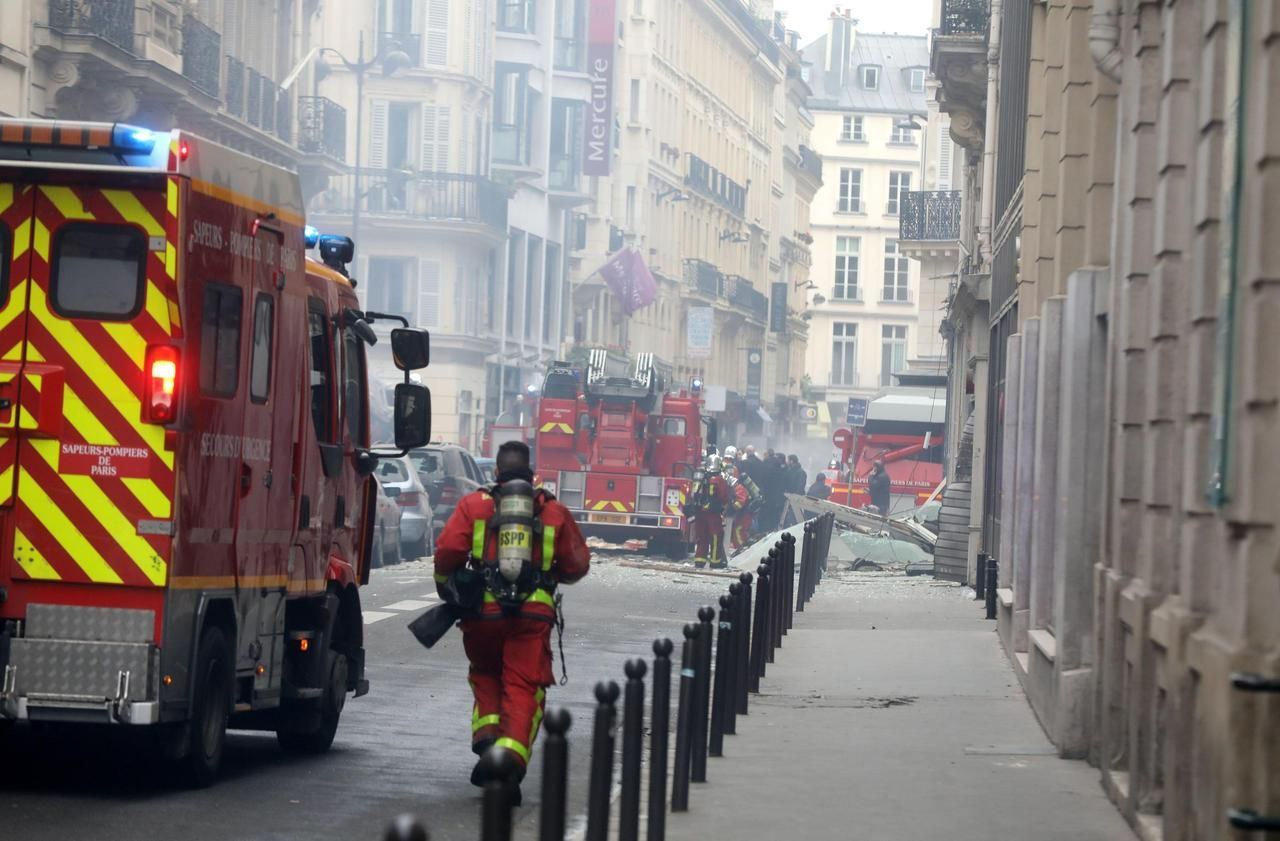 <b></b> Rue de Trévise, Paris (IXe), le 12 janvier 2019. Une explosion au gaz a fait 4 morts et de nombreux blessés. 