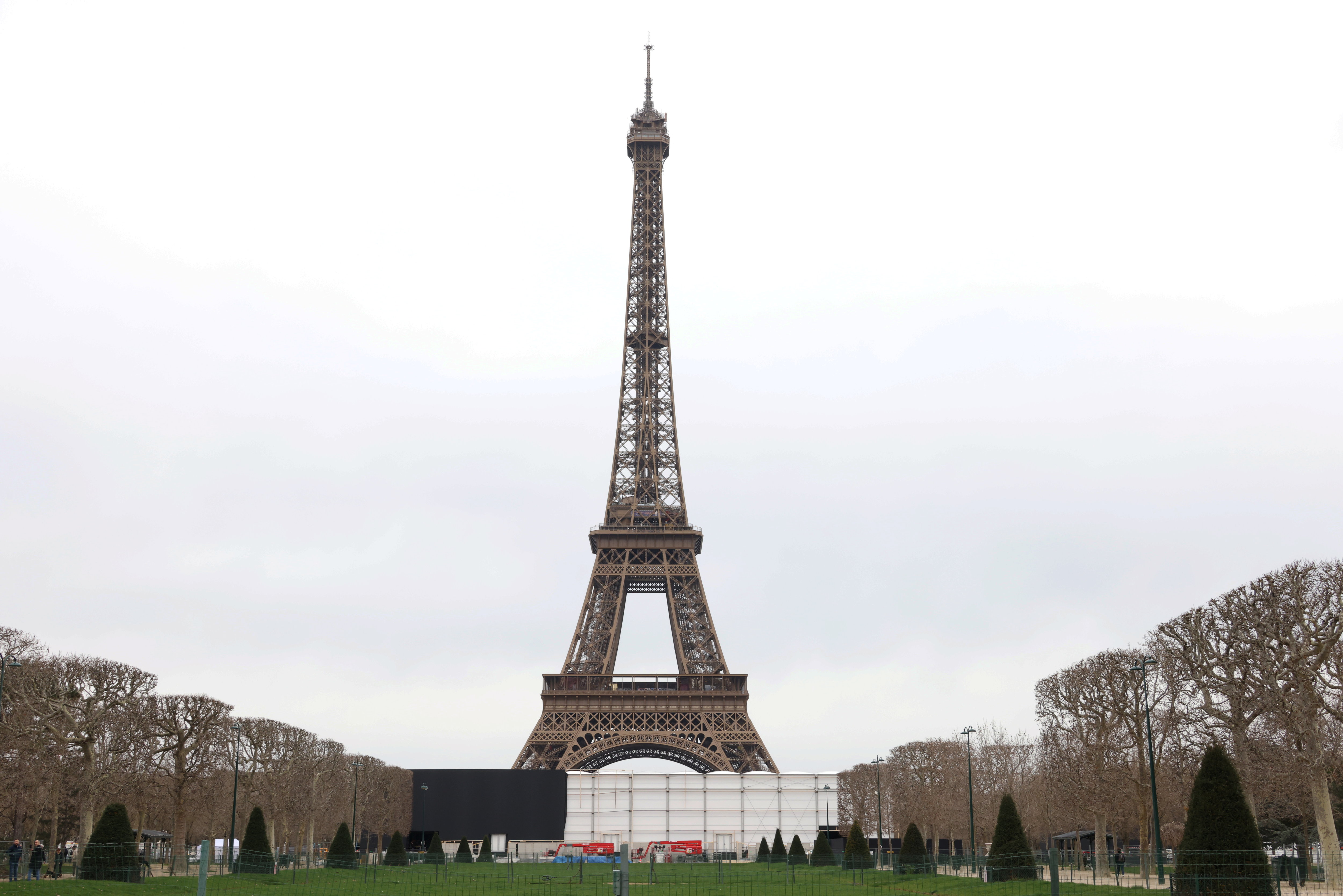 Les salariés de la tour Eiffel sont en grève depuis lundi. LP/Delphine Goldsztejn