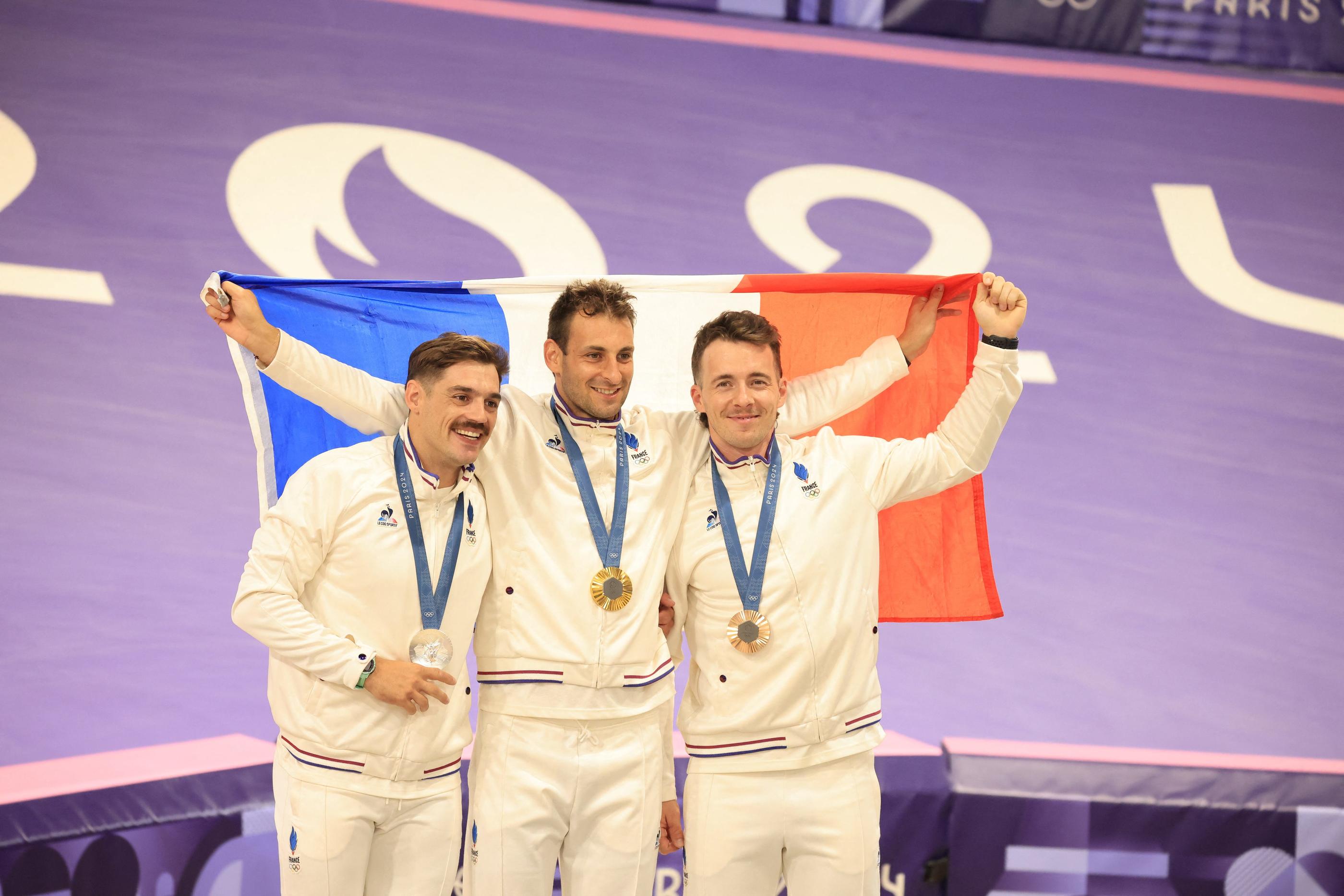 Le trio du BMX racing français a réalisé un incroyable exploit ce vendredi : courir ensemble la finale... et arriver à trois sur les marches du podium. LP/Olivier Arandel