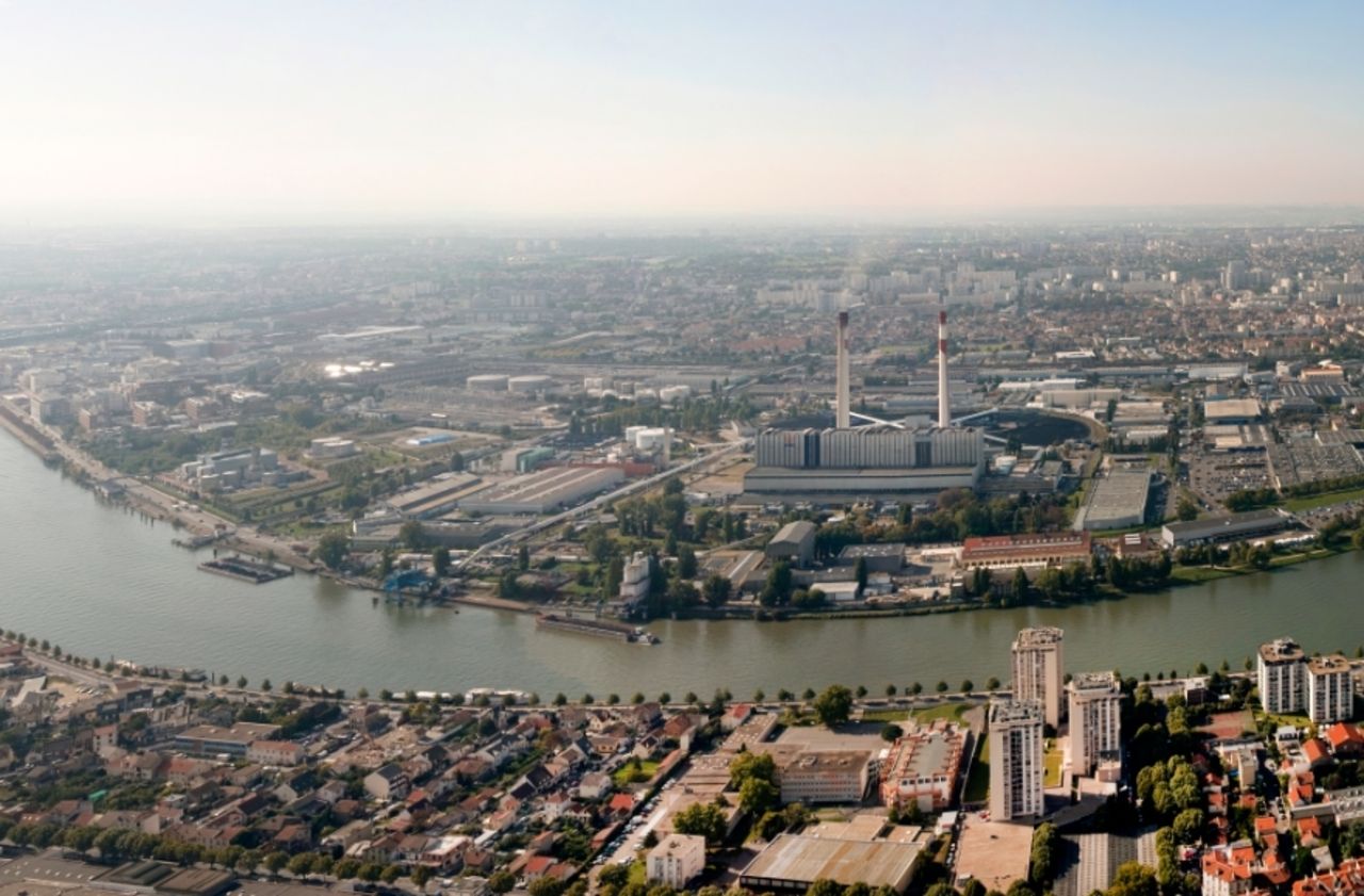 <b></b> « Les terrains sont prêts, mais les pelleteuses resteront garées », prévient le maire (PCF) de Vitry Pierre Bell-Lloch au sujet de l’opération d’intérêt national (OIN) projetée aux Ardoines, cette gigantesque friche industrielle qui se trouve d’après lui « dans une impasse ».