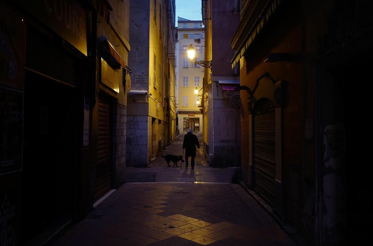 -Faut-il reconfiner dès maintenant ?