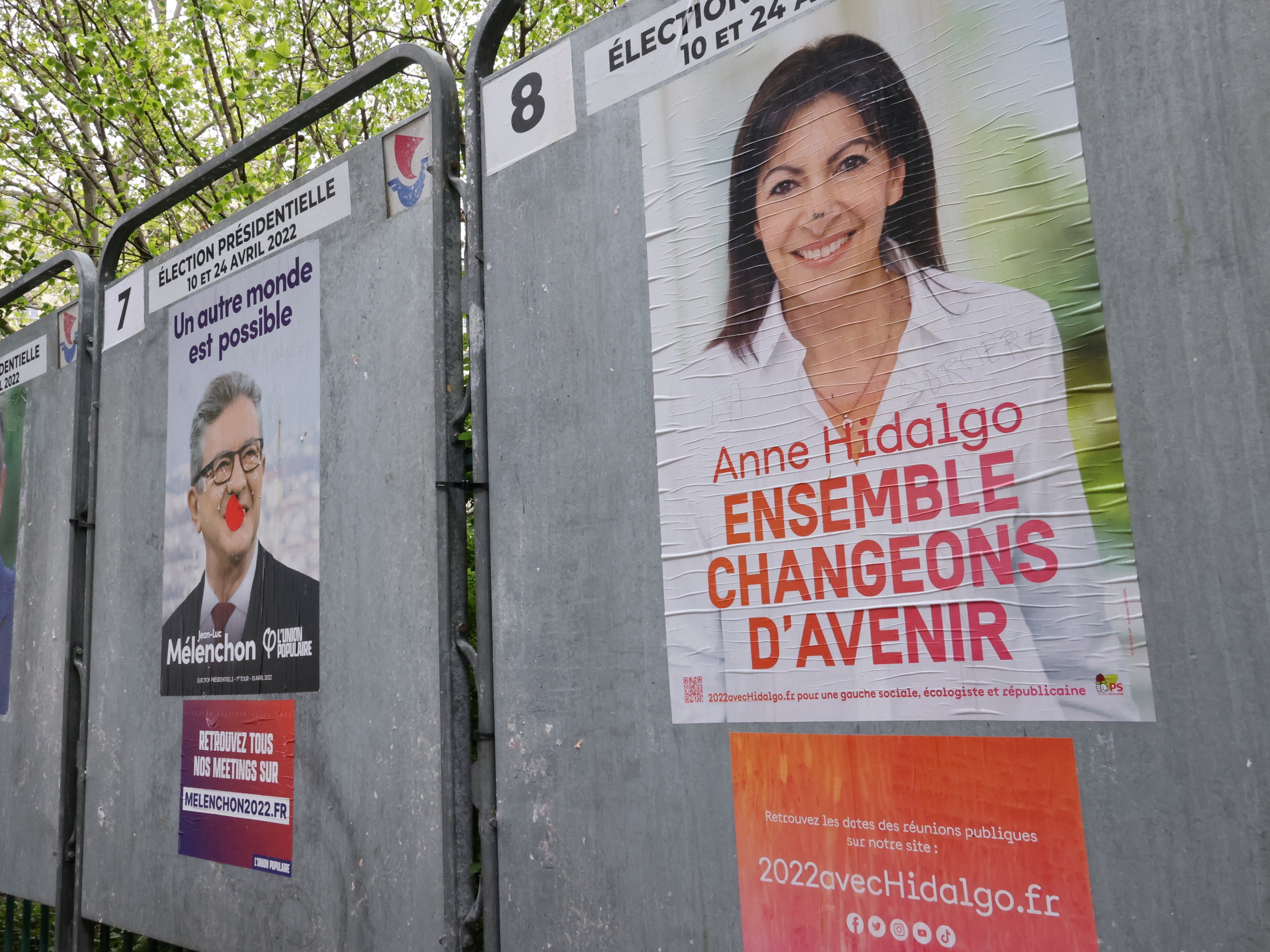 Jean-Luc Mélenchon (LFI) a recueilli plus de 30% des suffrages au premier tour de la présidentielle à Paris, alors qu'Anne Hidalgo (PS) n'a obtenu que 2,17% des voix. Avant les législatives, les discussions entre les partis de gauche risquent d'être animées.  LP/Delphine Goldsztejn