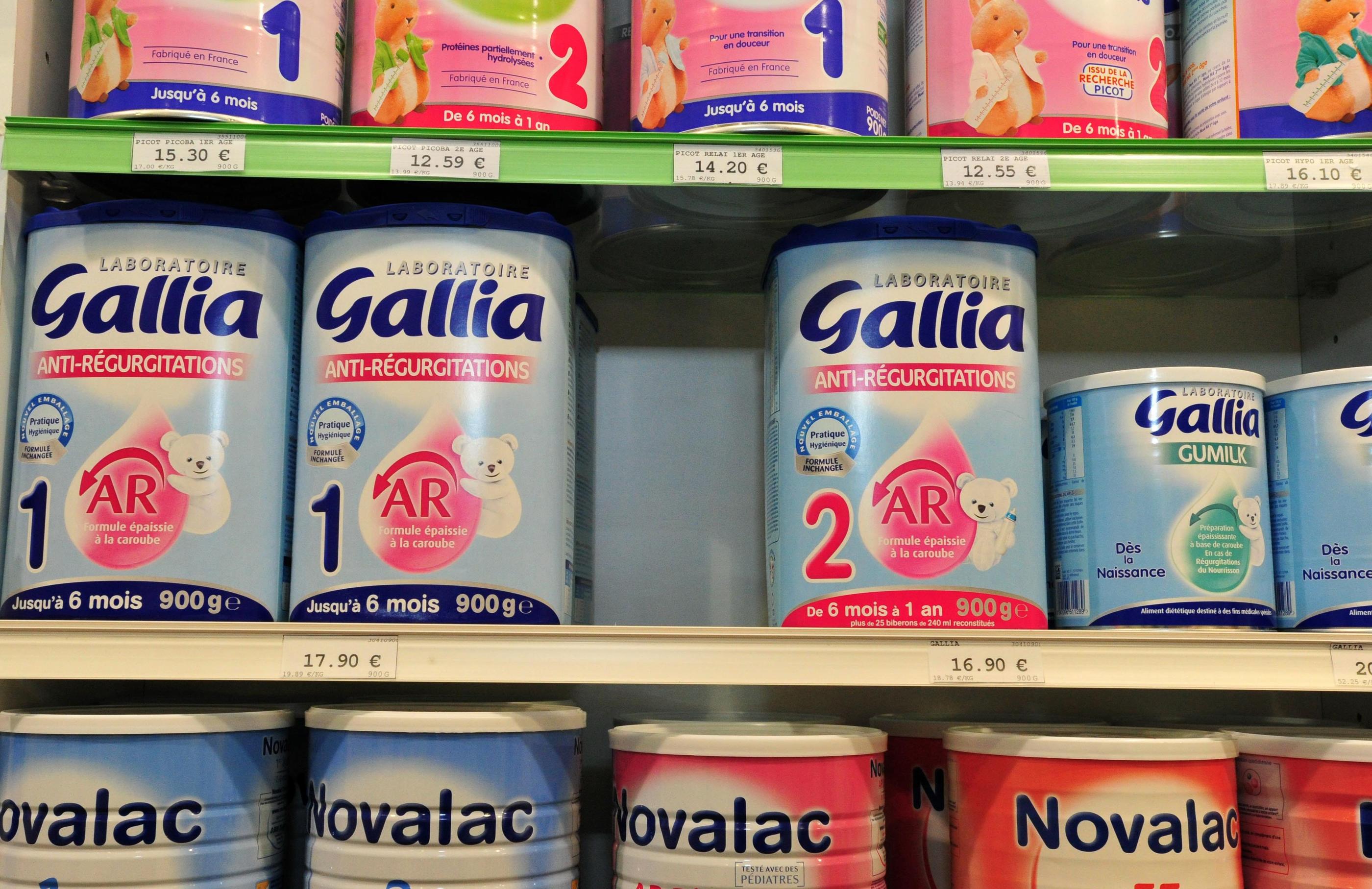 Ça continue : depuis trois ans, une centaine de parents a retrouvé des  vers dans leur boîte de lait en poudre Gallia 