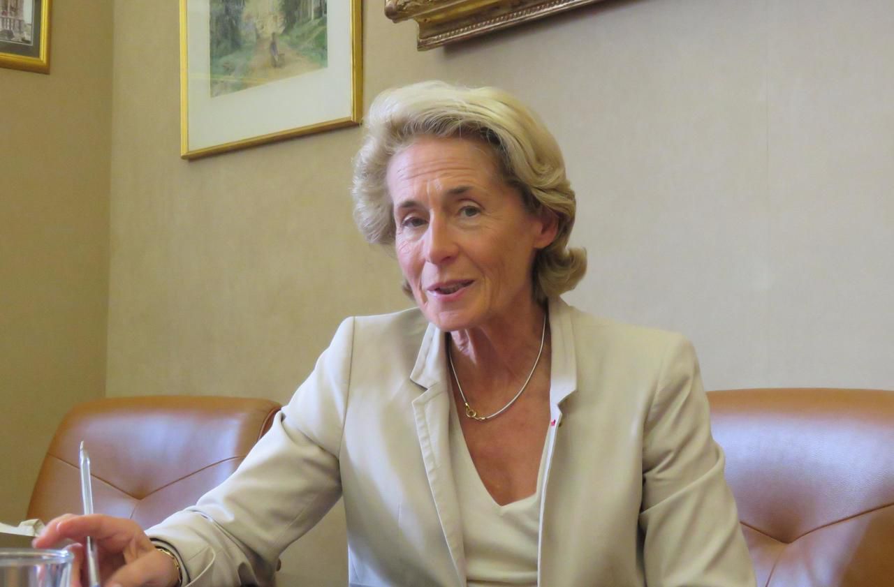 Quels Sont Les Propos De Caroline Cayeux Beauvais : n’étant plus au Sénat, Caroline Cayeux retrouve son