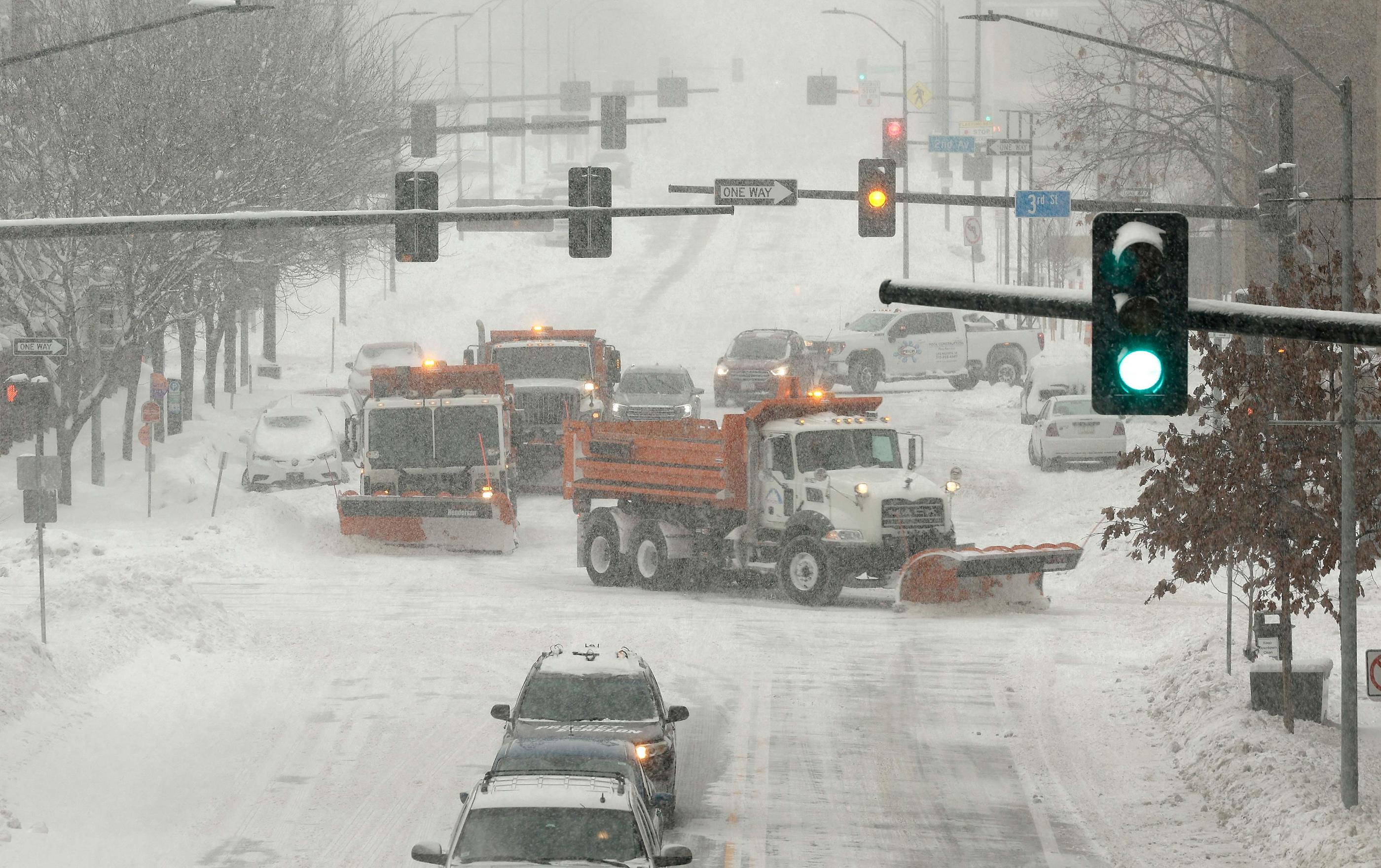 À Des Moines (Iowa), ici vendredi 12 janvier, le cumul de neige sur cinq jours devrait être le deuxième plus grand jamais enregistré. AFP