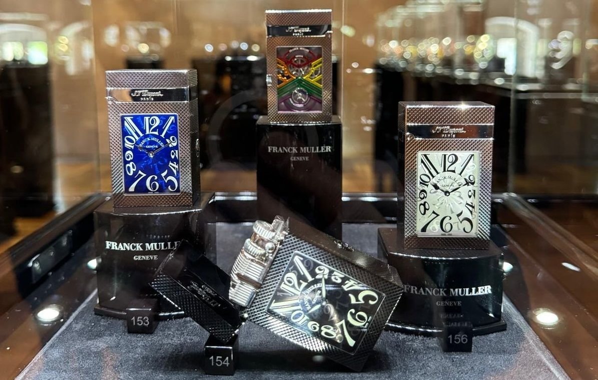 Les briquets-montres de ST Dupont, imaginés avec l'horloger suisse Franck Muller, doivent être produits en édition limitée et vendus entre 53 000 et 63 000 euros. DR