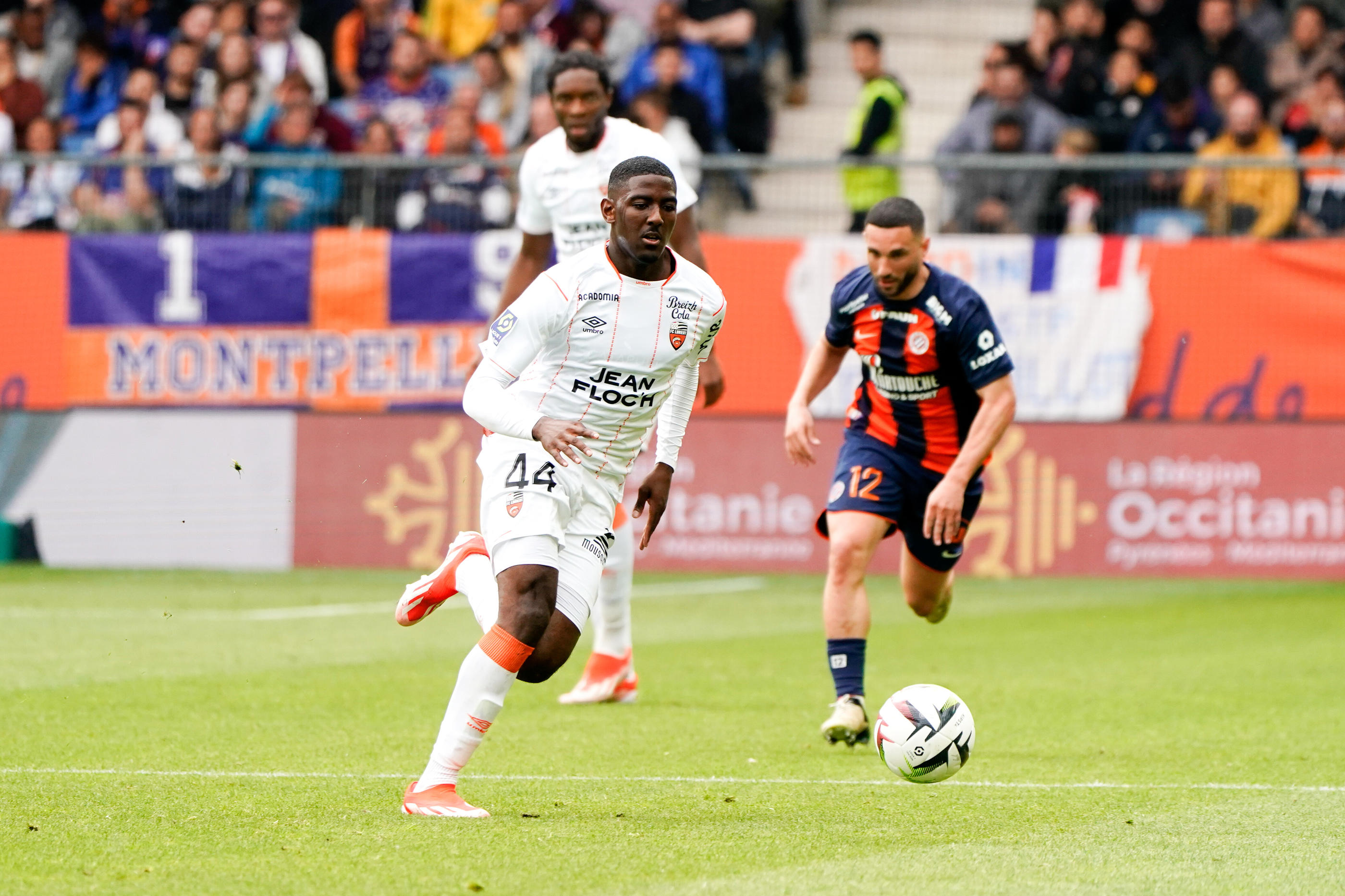 Ayman Kari enchaîne les matchs avec Lorient qui lutte pour son maintien. Icon Sport/Herve Bellenger