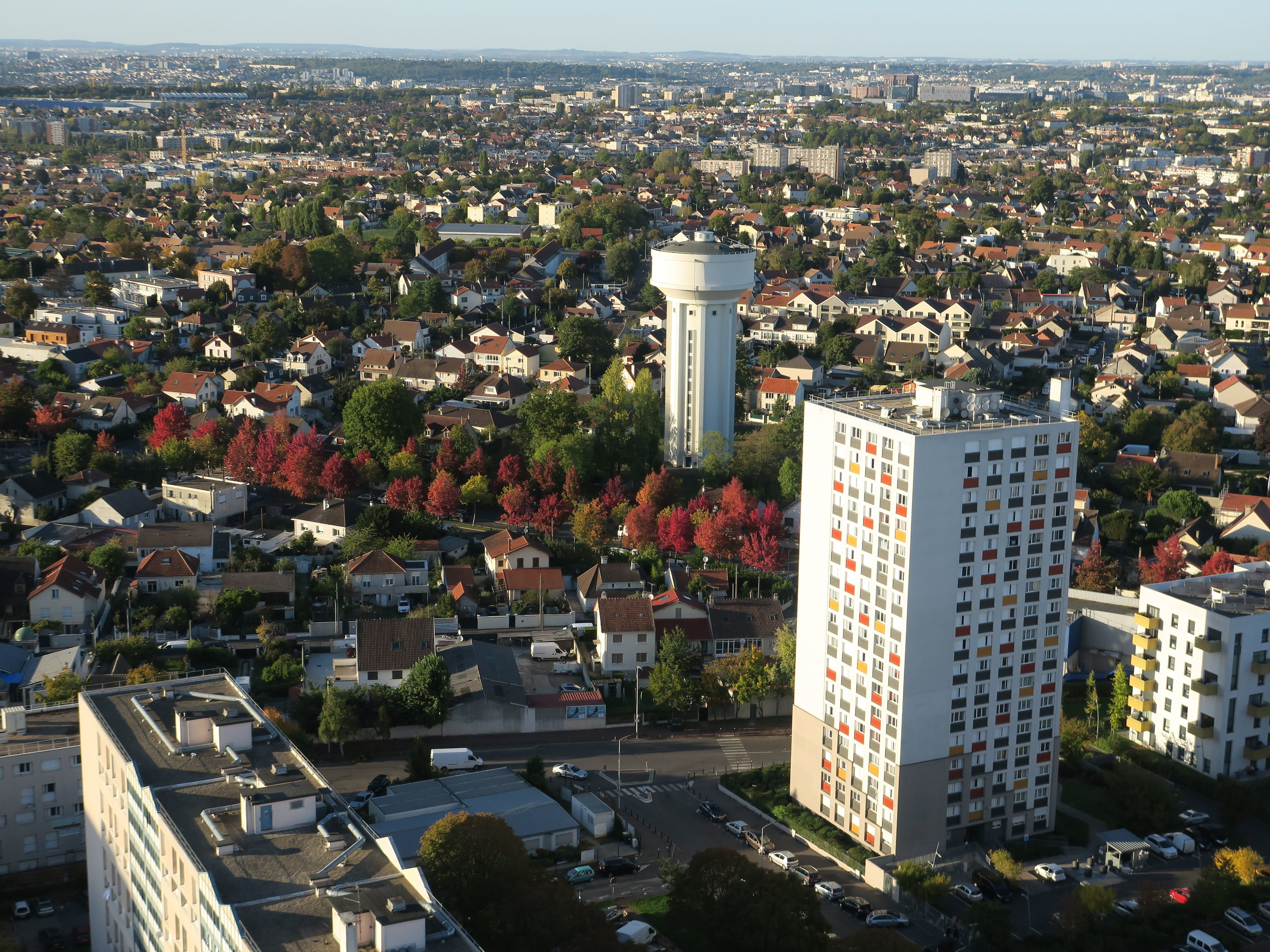 Champigny (Val-de-Marne). La préfecture estime que le plan local d'urbanisme intercommunal ne répond pas aux « objectifs de densification portés par le schéma directeur de la région Île-de-France dans les secteurs à enjeux ». LP/Laure Parny