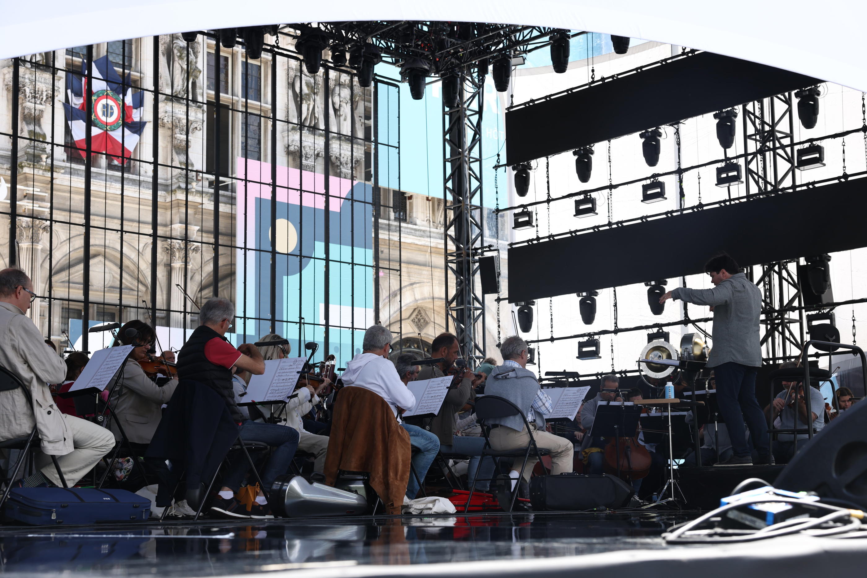 Paris (IVe), le 12 juillet. Après la répétition générale du Concert de Paris, un basson de la marque Yannick Ducasse, d’une valeur marchande estimée à 20 000 euros, a été dérobé. LP/Frédéric Dugit