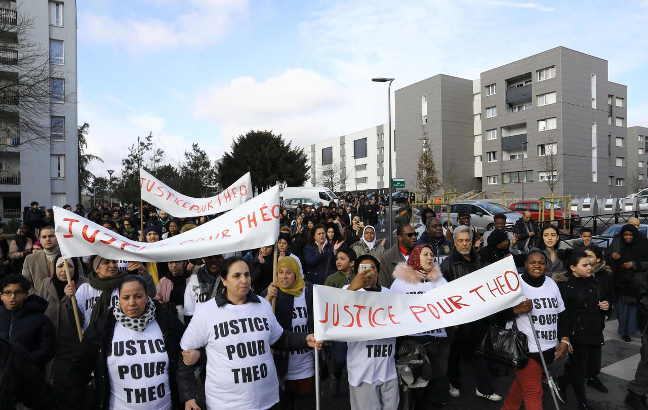 Plusieurs centaines d'habitants avaient défilé à Aulnay-sous-bois en février 2017, en réclamant «justice pour Théo». LP/Philippe Lavieille