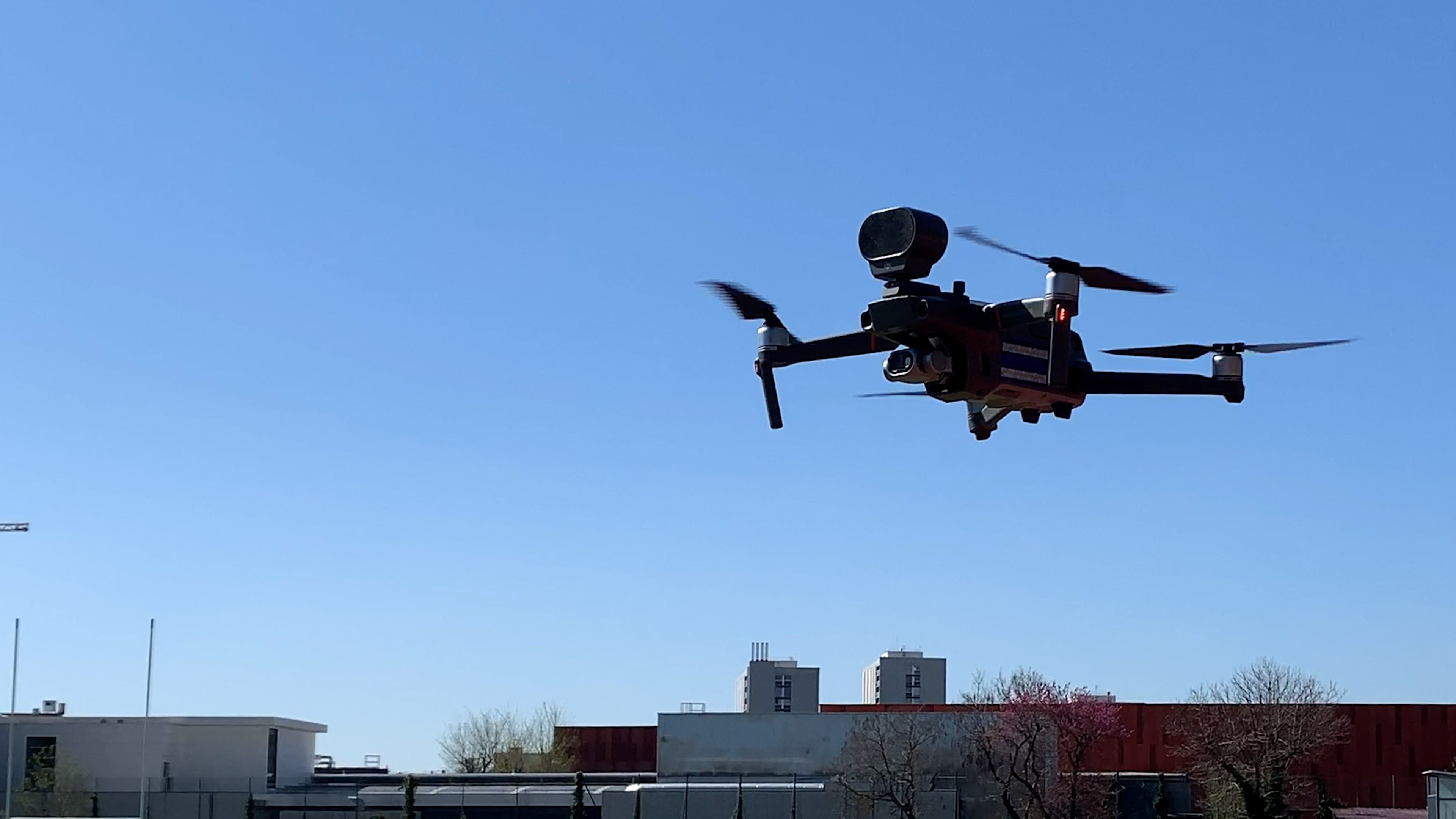 Dronisos : record du monde, 200 drones en intérieur à Turin
