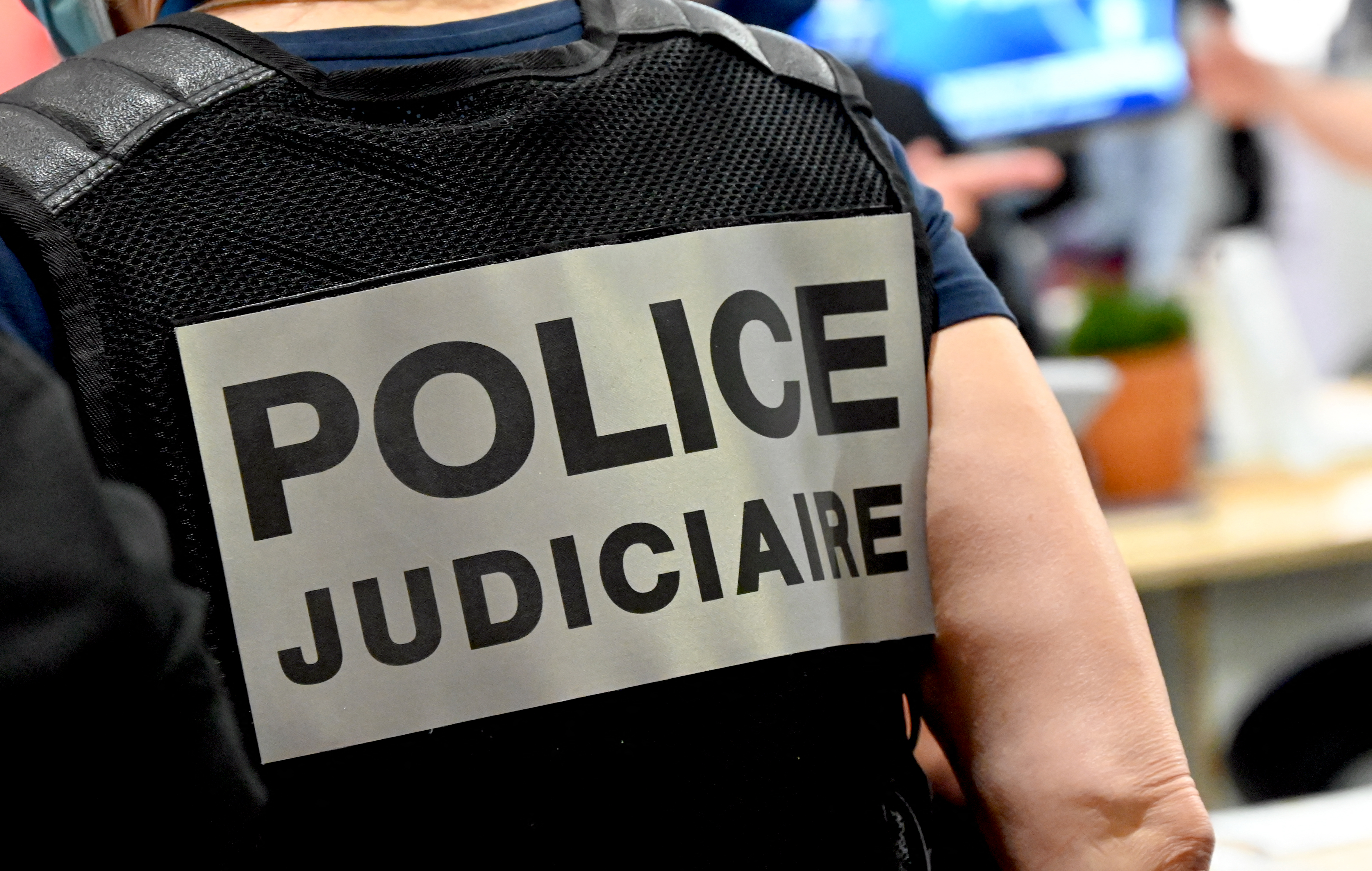 Les jeunes hommes âgés de 17 à 21 ans ont été interpellés par les enquêteurs de la police judiciaire des Hauts-de-Seine. AFP/Denis Charlet