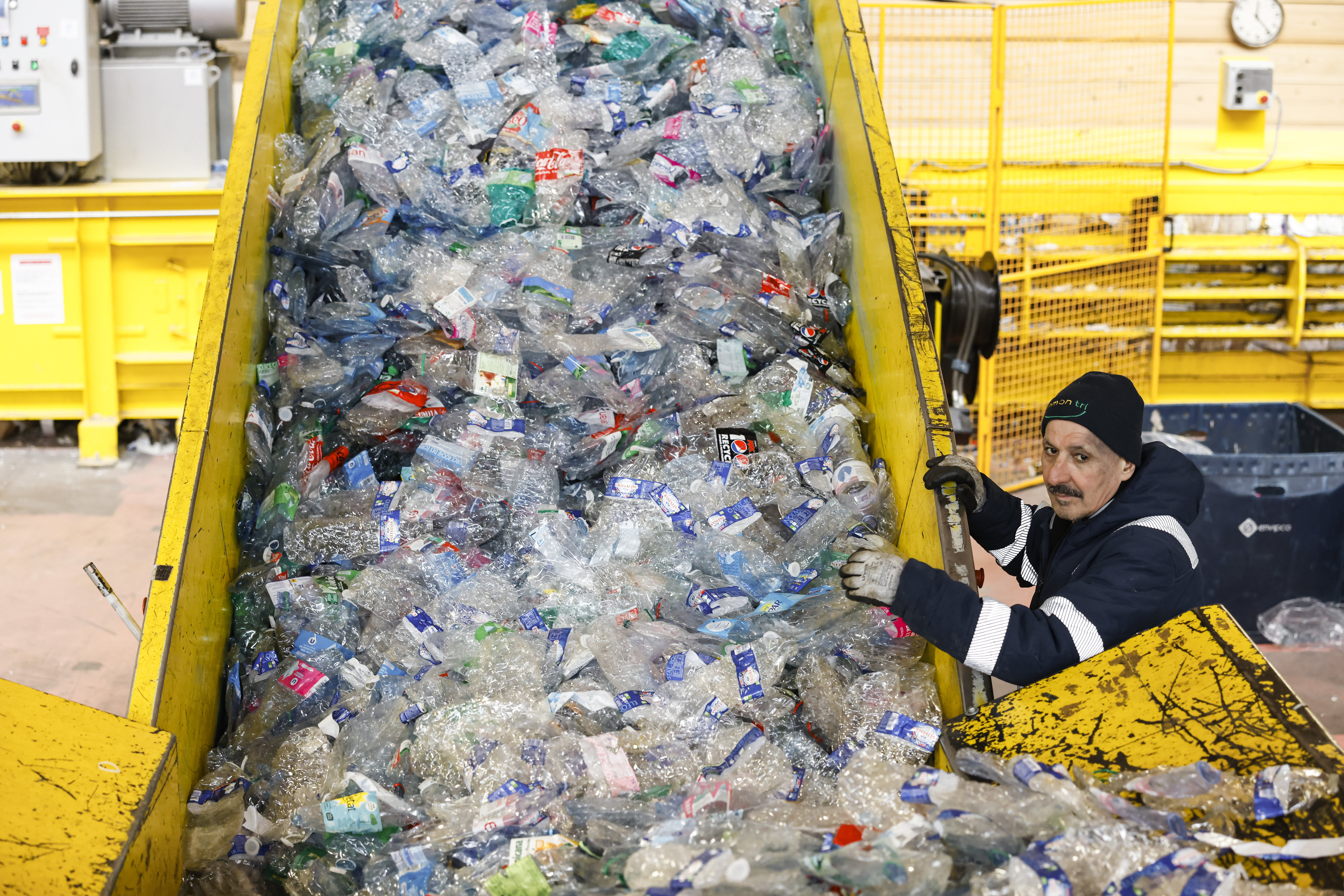 L'objectif est de réduire le volume de production de déchets, notamment les emballages en plastique (Illustration). LP/Olivier Corsan