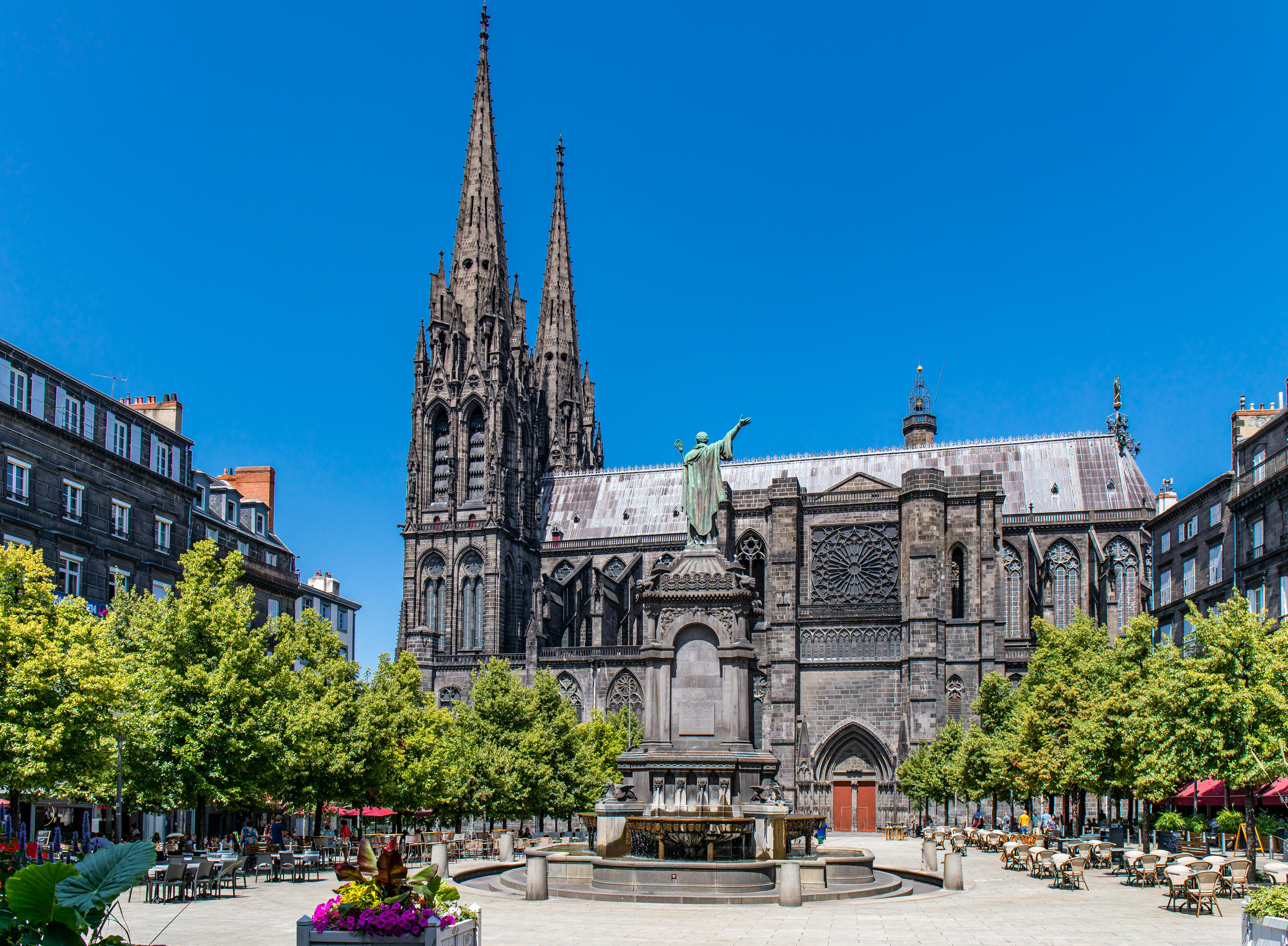 Les élèves d'écoles, collèges et lycées ruraux du Puy-de-Dôme pourront notamment se familiariser avec les modes de transport de Clermont-Ferrand. ©thierry64/iStockphoto