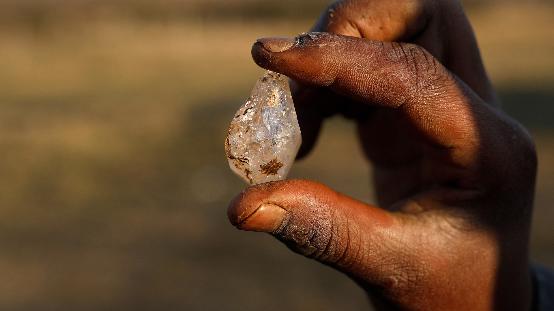 Les diamants, que le principal suspect dit avoir achetés « à des rebelles au Cameroun », ne sont jamais arrivés dans les mains de la victime. (Illustration) AFP