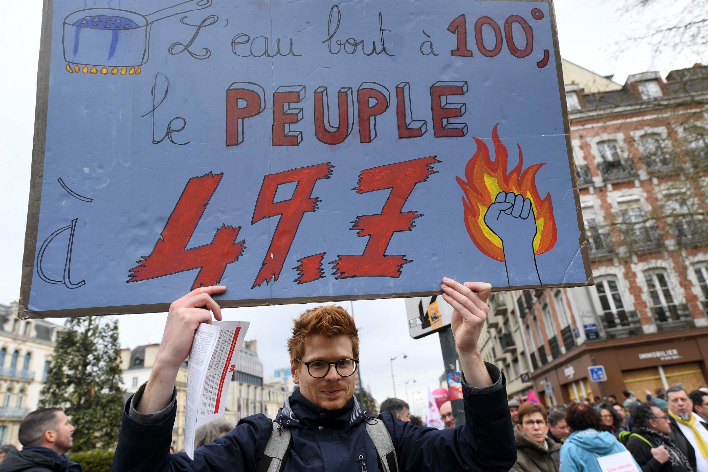 Dans la capitale bretonne ce mardi, les slogans ont chauffé, mais l'ambiance est restée bon enfant dans le cortège officiel. AFP/Jean-François Monnier