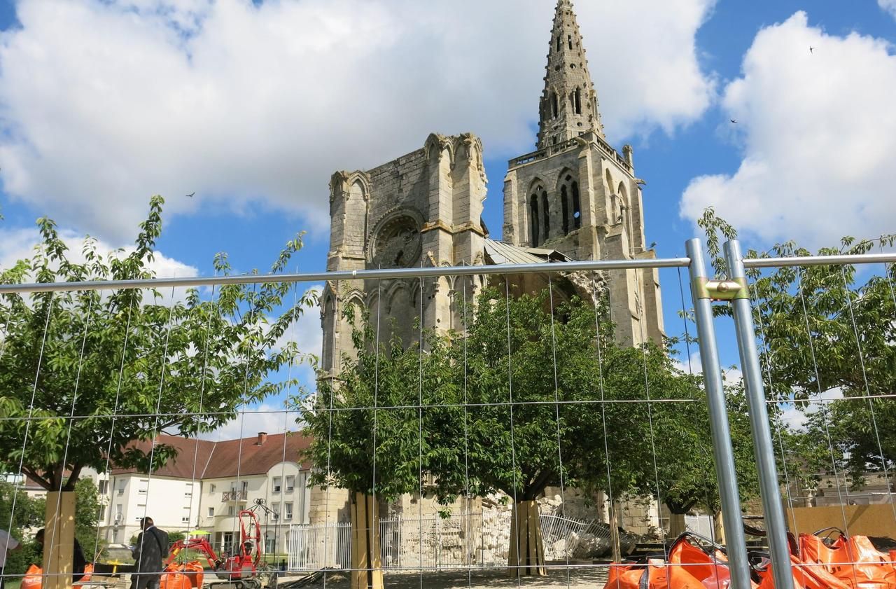 <b></b> Après une phase de mise en sécurité, la collégiale Saint-Thomas de Crépy-en-Valois va bénéficier de travaux de consolidation dans quelques mois. 