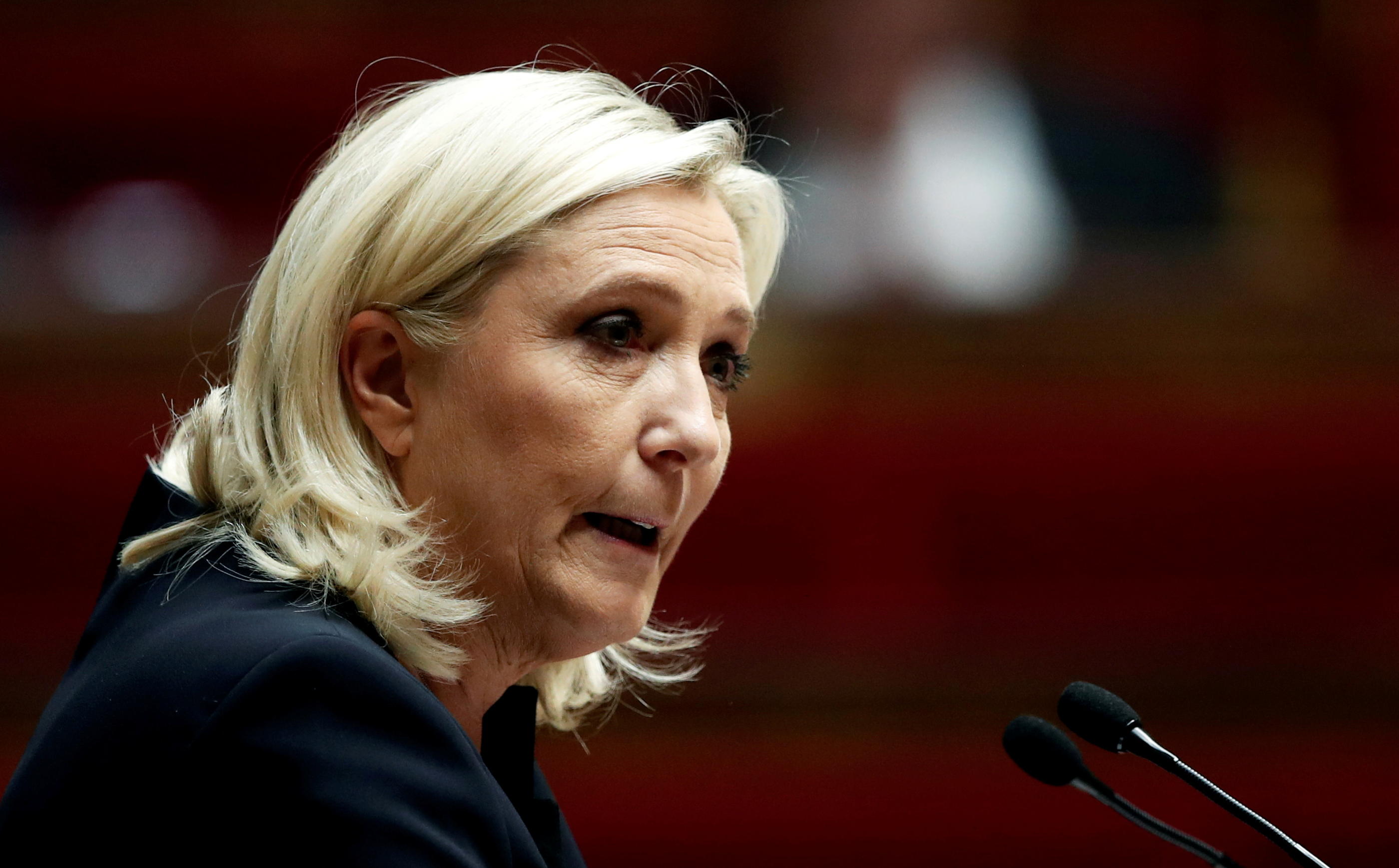 A moins d'un an de la présidentielle, certains interrogent la stratégie de Marine Le Pen. « Ça va être quoi son message ? Vous n’avez pas voulu nous confier la Lozère, confiez-nous la France ! » résume un ex-cadre qui a pris du champ. REUTERS/Benoit Tessier