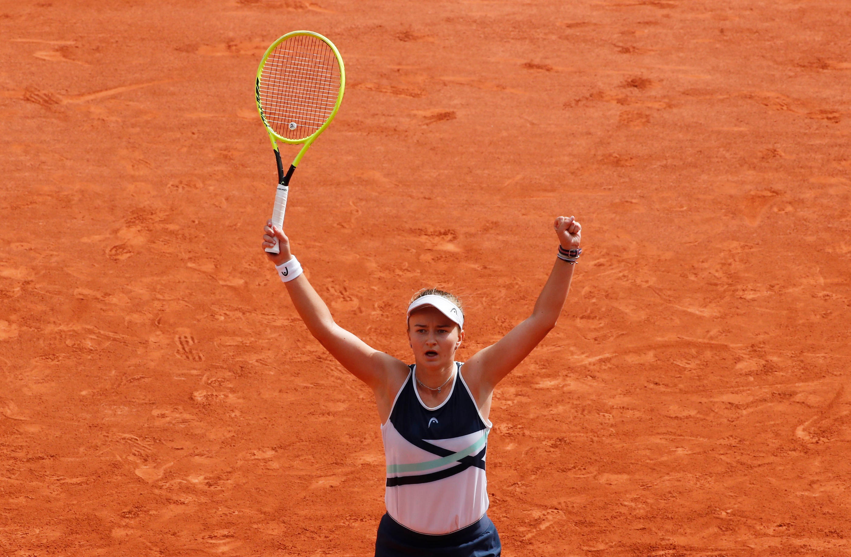 Barbora Krejcikova a dominé Anastasia Pavlyuchenkova en trois manches. REUTERS/Gonzalo Fuentes