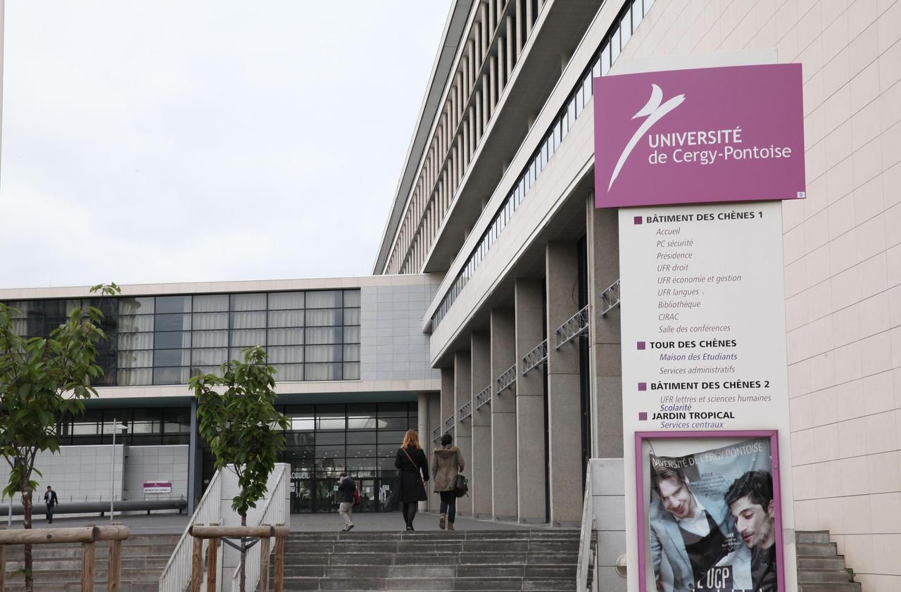 <b></b> Cergy. Le président de l’université, François Germinet, a reconnu un message « extrêmement maladroit ».