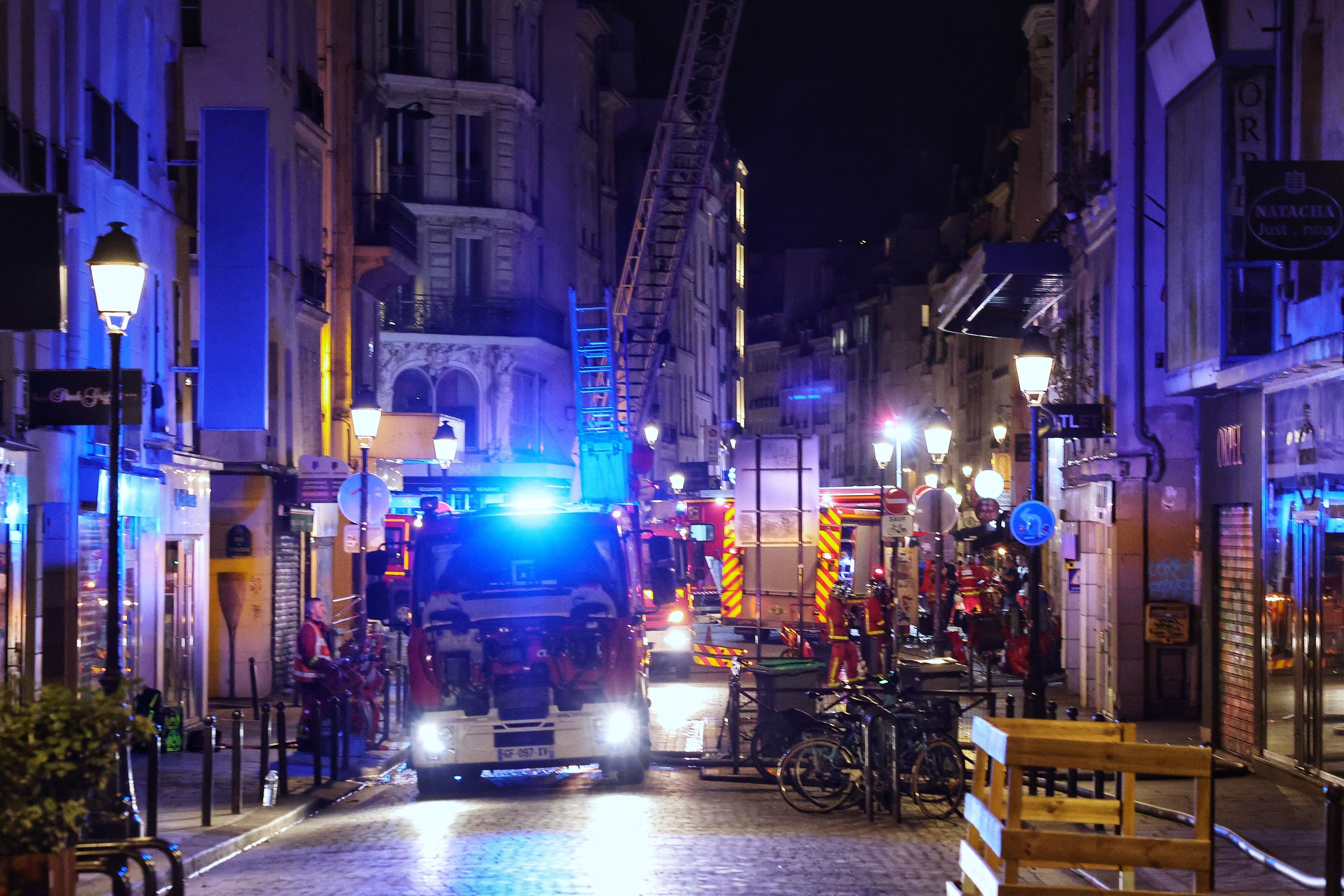 Les pompiers de Paris n'ont pu que découvrir le corps de deux victimes dans l'incendie de leur appartement du XIVe arrondissement (Illustration). LP/Olivier Arandel