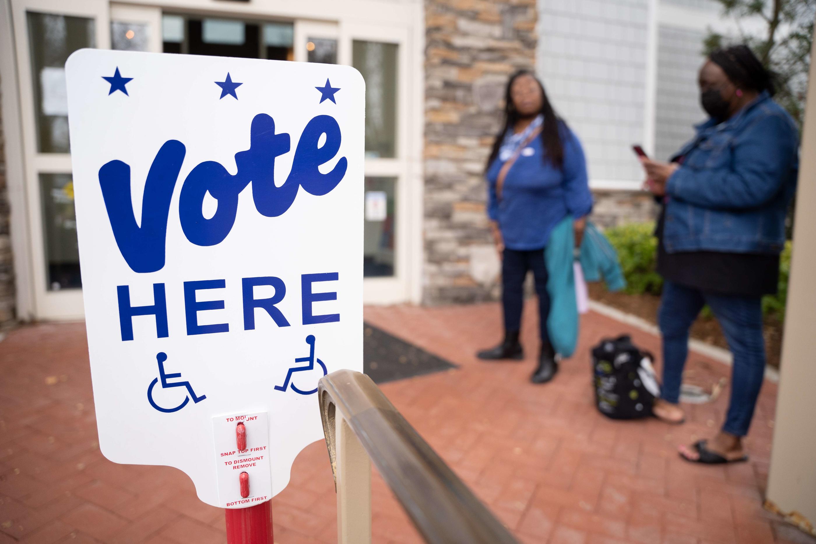 Selon Gérard Araud, des partisans de Donald Trump pourraient contester les résultats des midterms. Getty/Sean Rayford