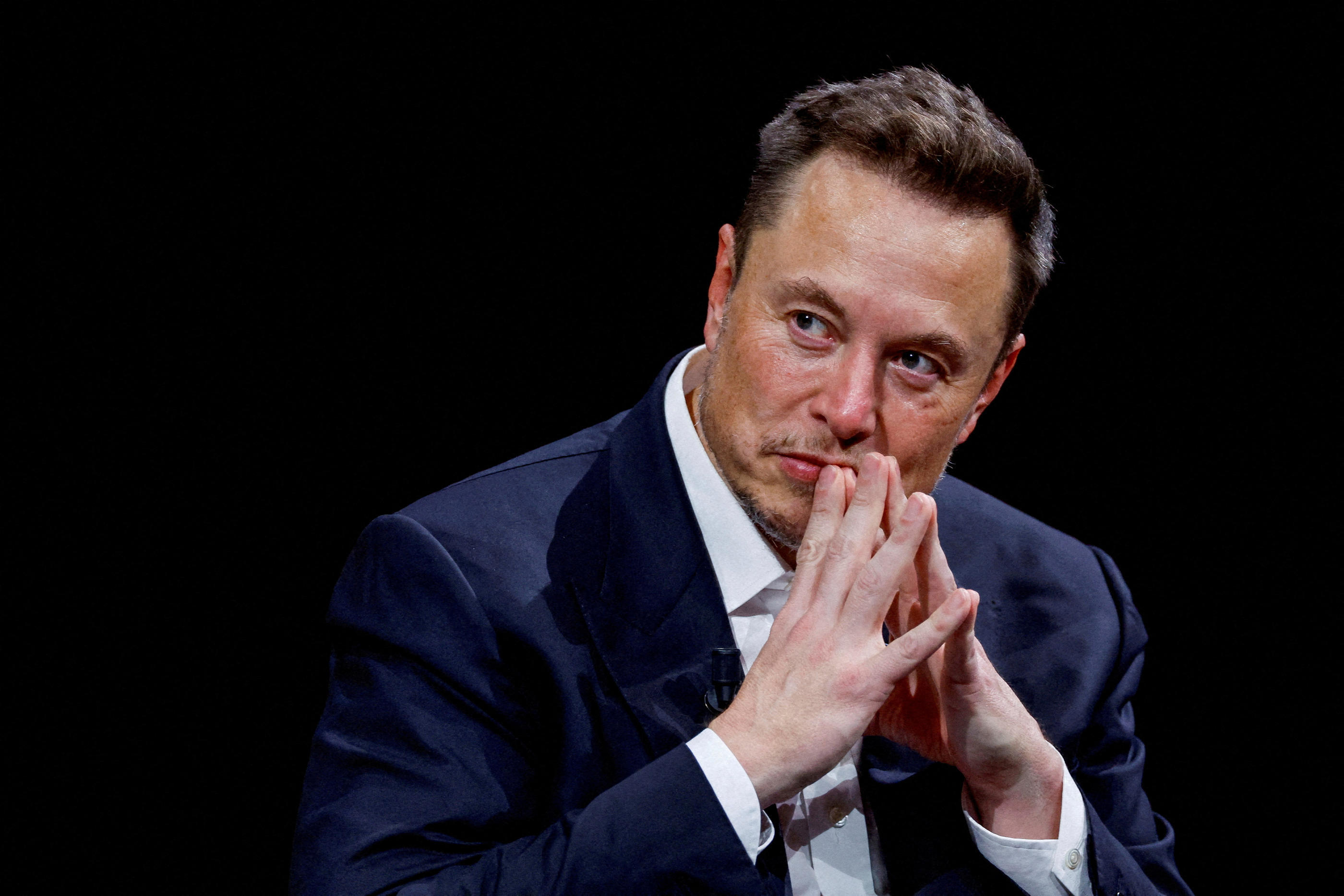 Elon Musk est la sixième personnalité dont les hackeurs se servent le plus pour créer des arnaques. Reuters/ Gonzalo Fuentes