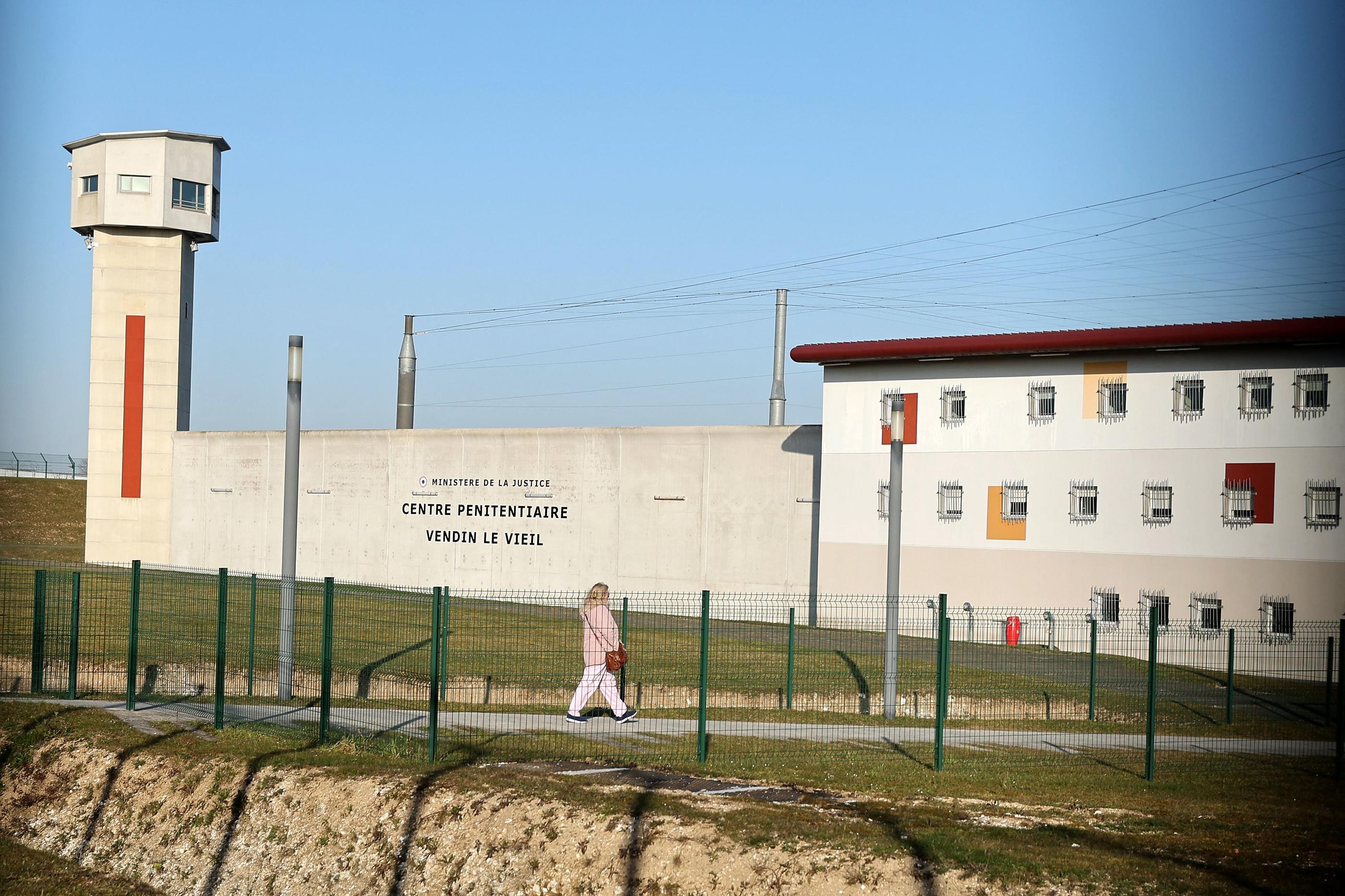 Yahoo!オークション - Froid Tiedeur/フロワティエドール Prison Farit