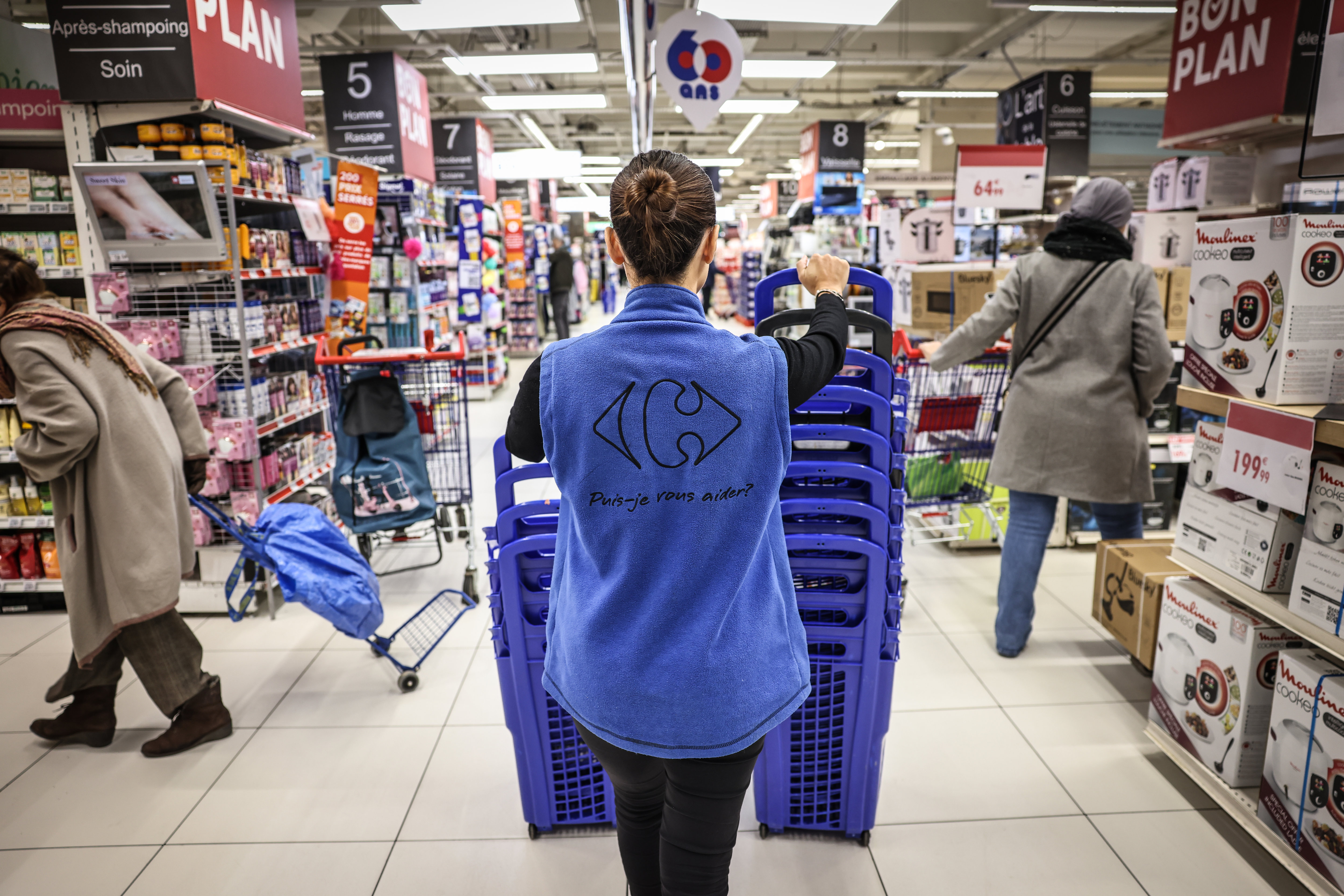 Le distributeur Carrefour envisage la suppression de près de 1.000 postes dans ses sièges en France. LP / Fred Dugit