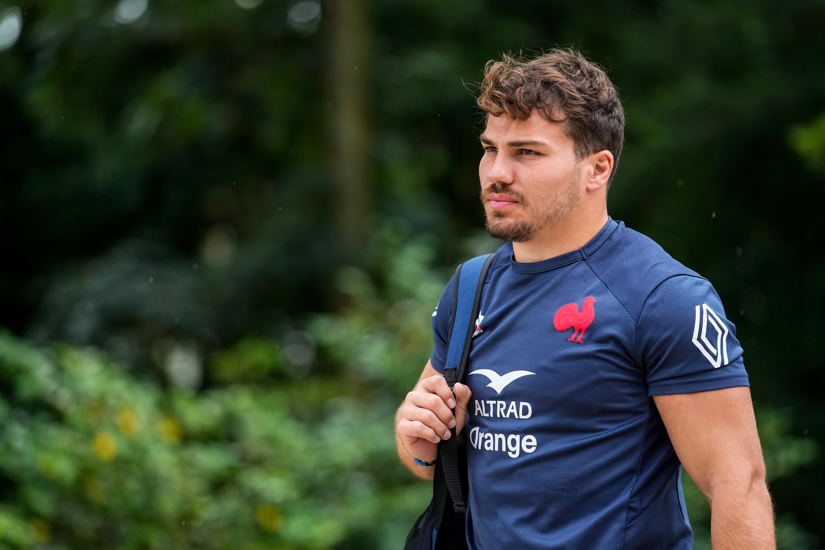 Dupont, naturellement » : plongée dans l'intimité du meilleur joueur de  rugby français - Le Parisien
