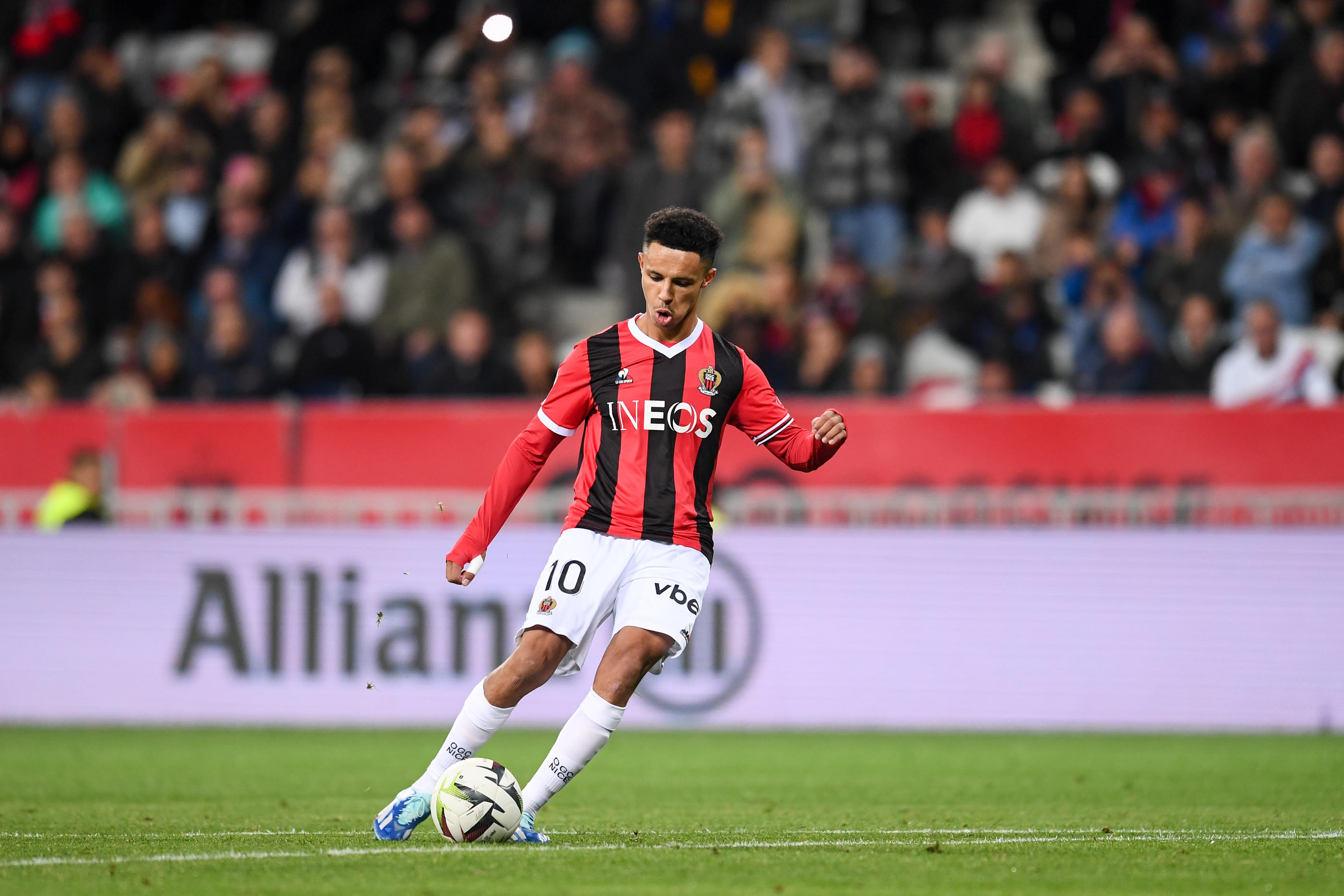 Auteur d'un magnifique coup franc contre Rennes ce week-end, Sofiane Diop vient d'être convoqué par Walid Regragui avec le Maroc. Photo Icon Sport