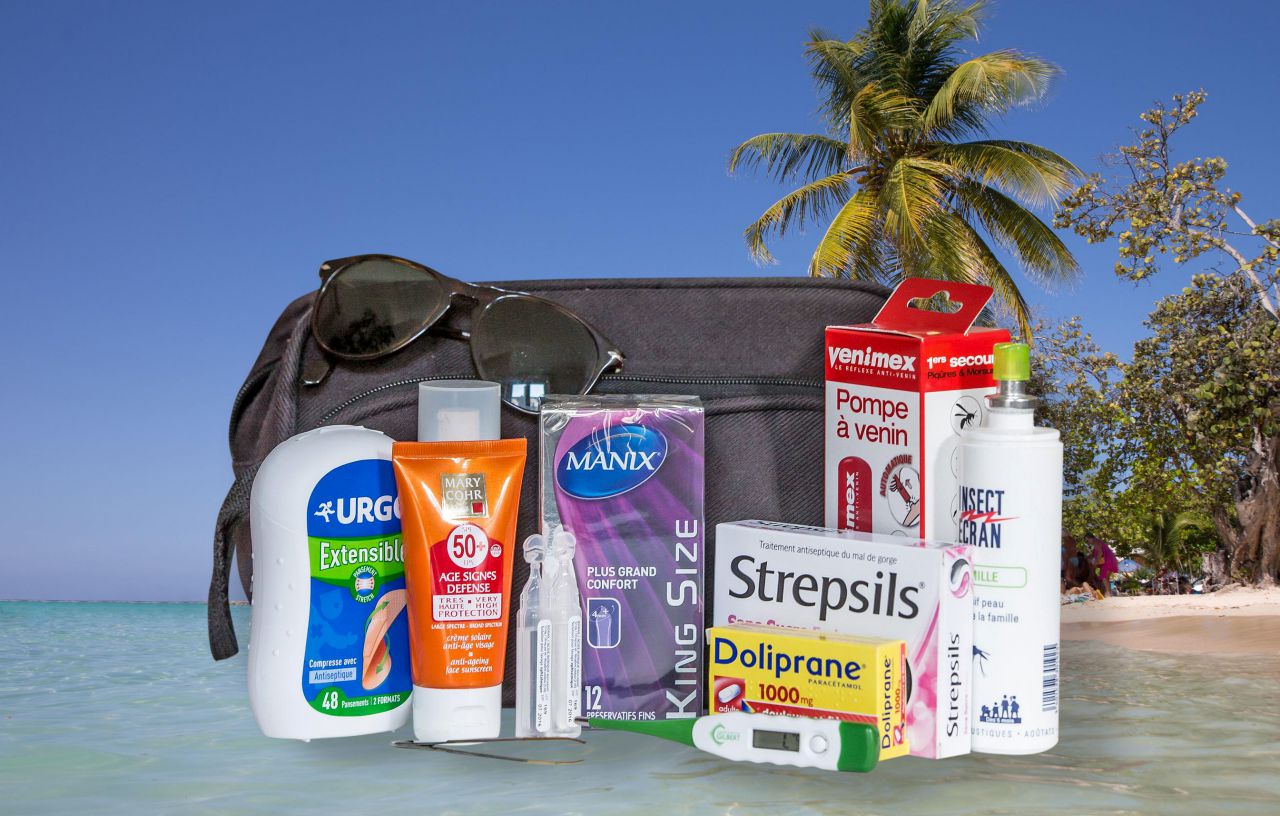 Médicaments, pansements, répulsifs… ce qu'il ne faut surtout pas oublier  dans sa trousse à pharmacie pour les vacances 